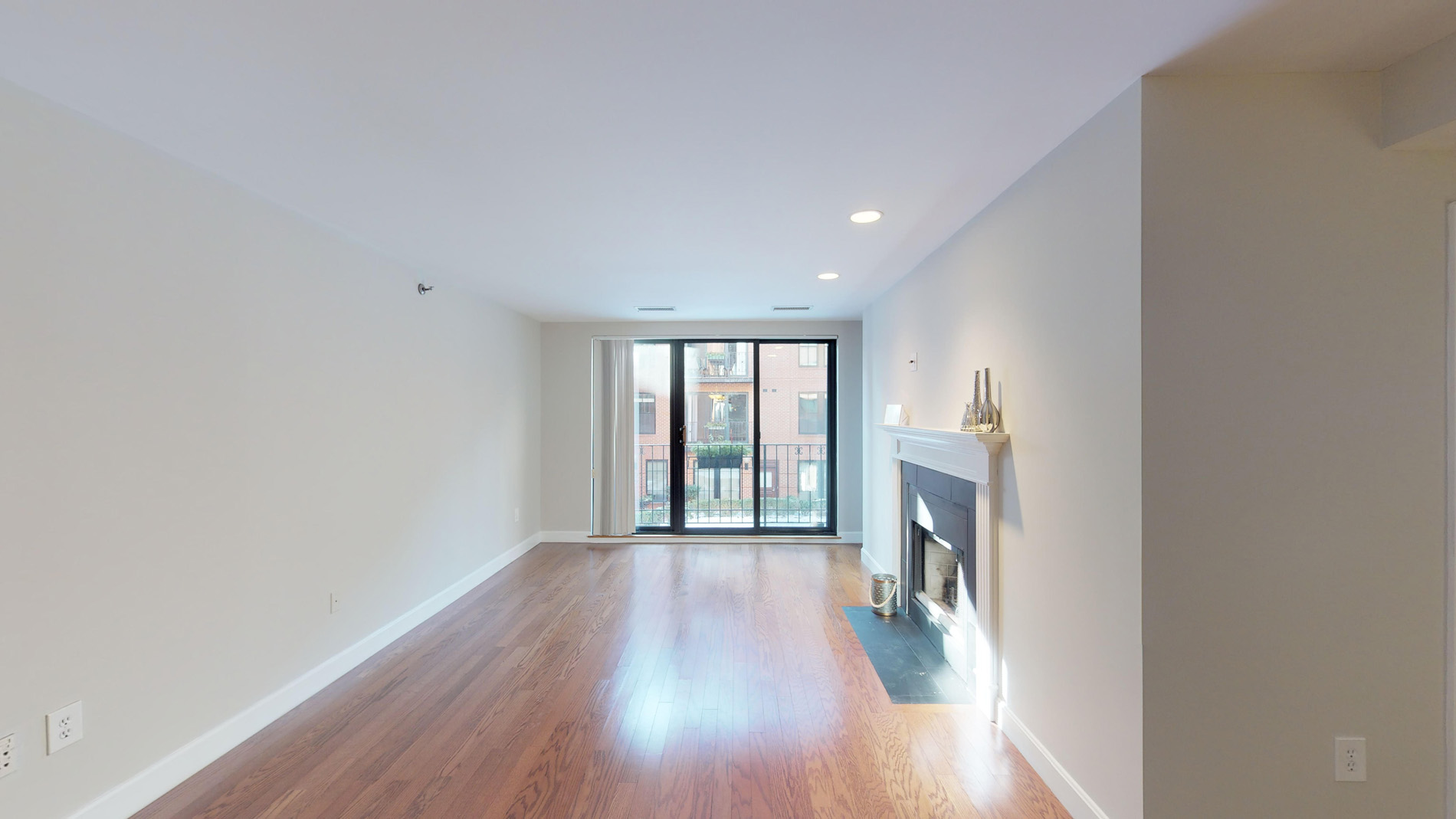 7 Harcourt St, Back Bay