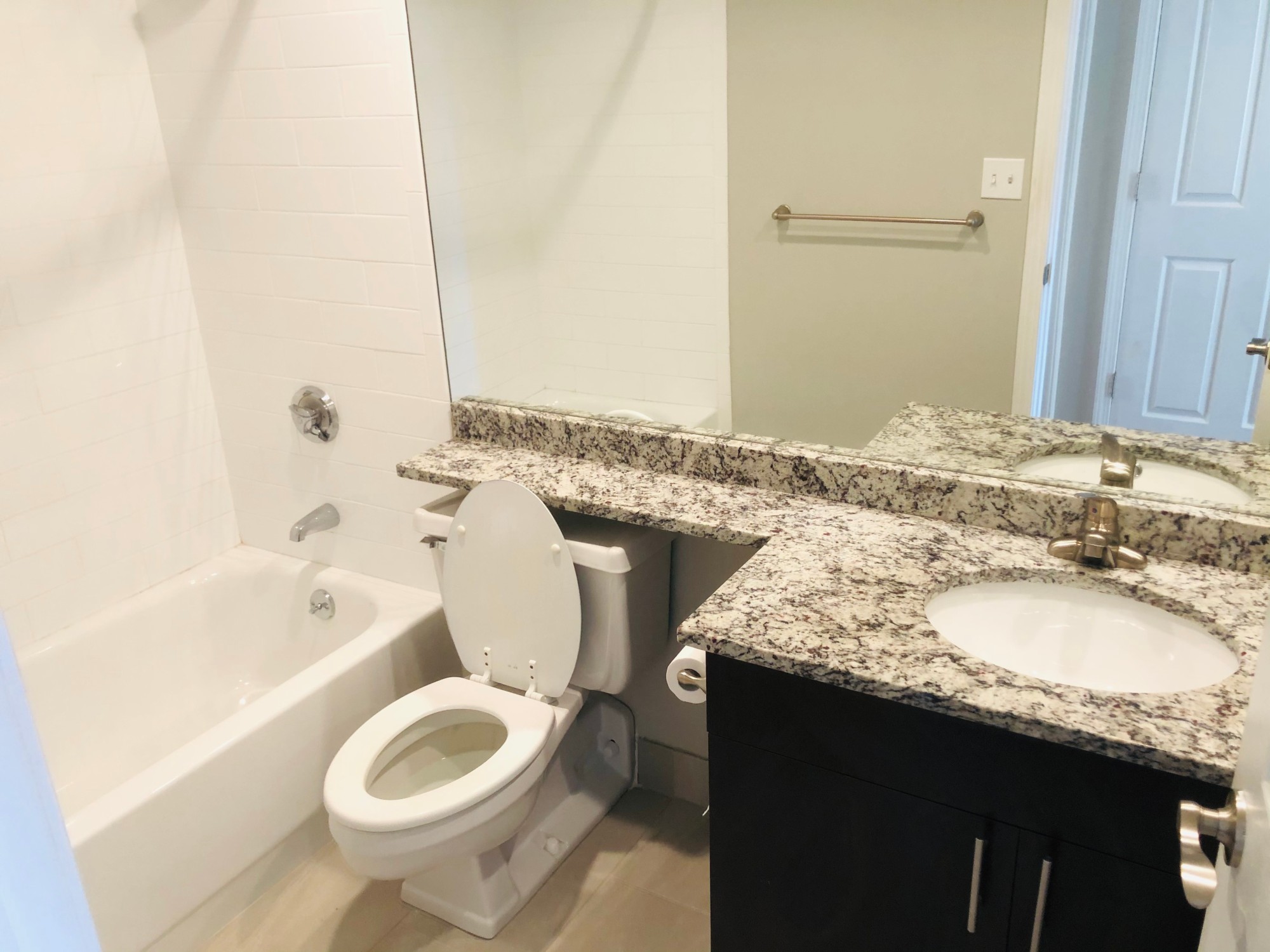 7 Harcourt St, Back Bay