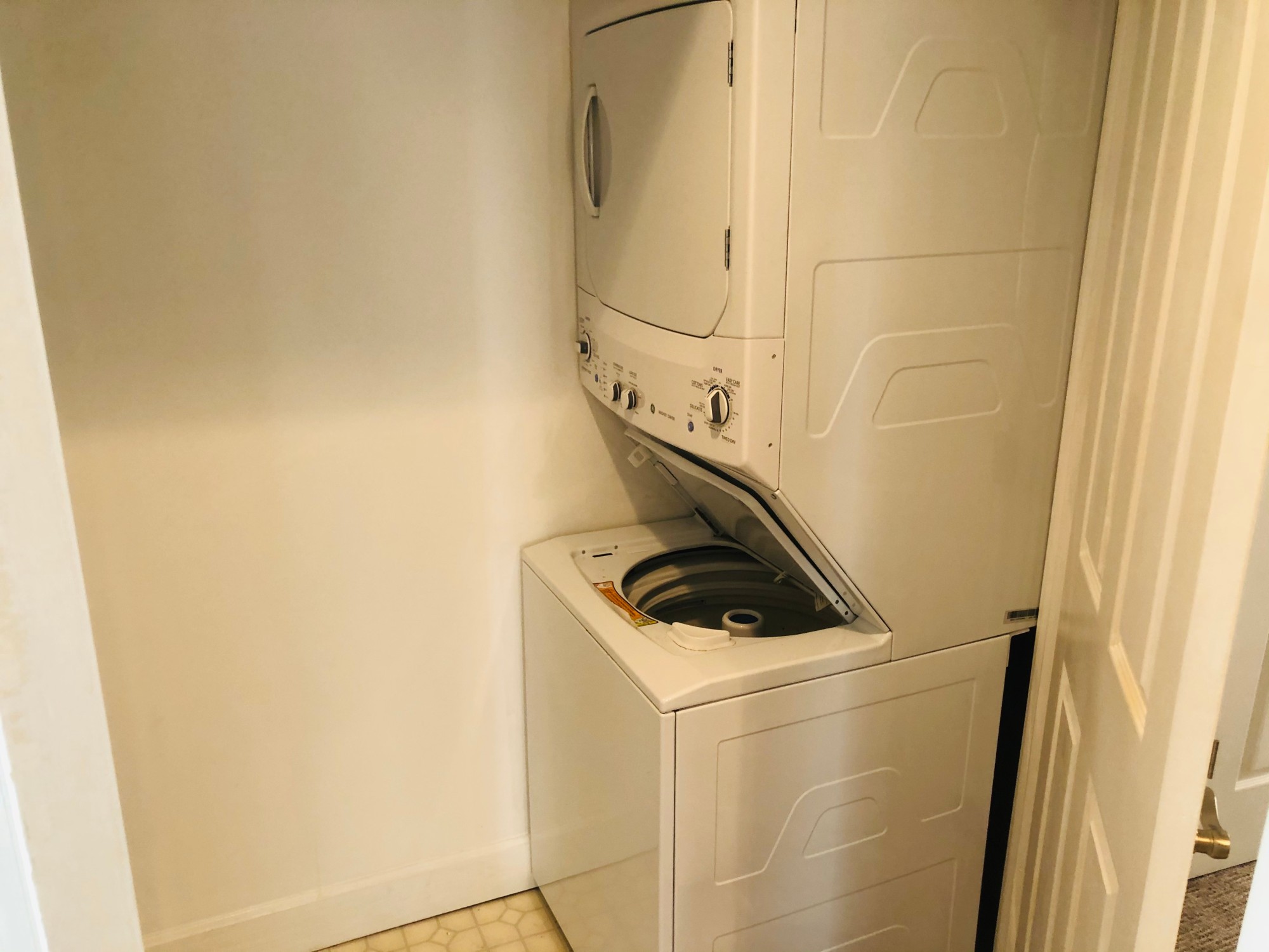 7 Harcourt St, Back Bay