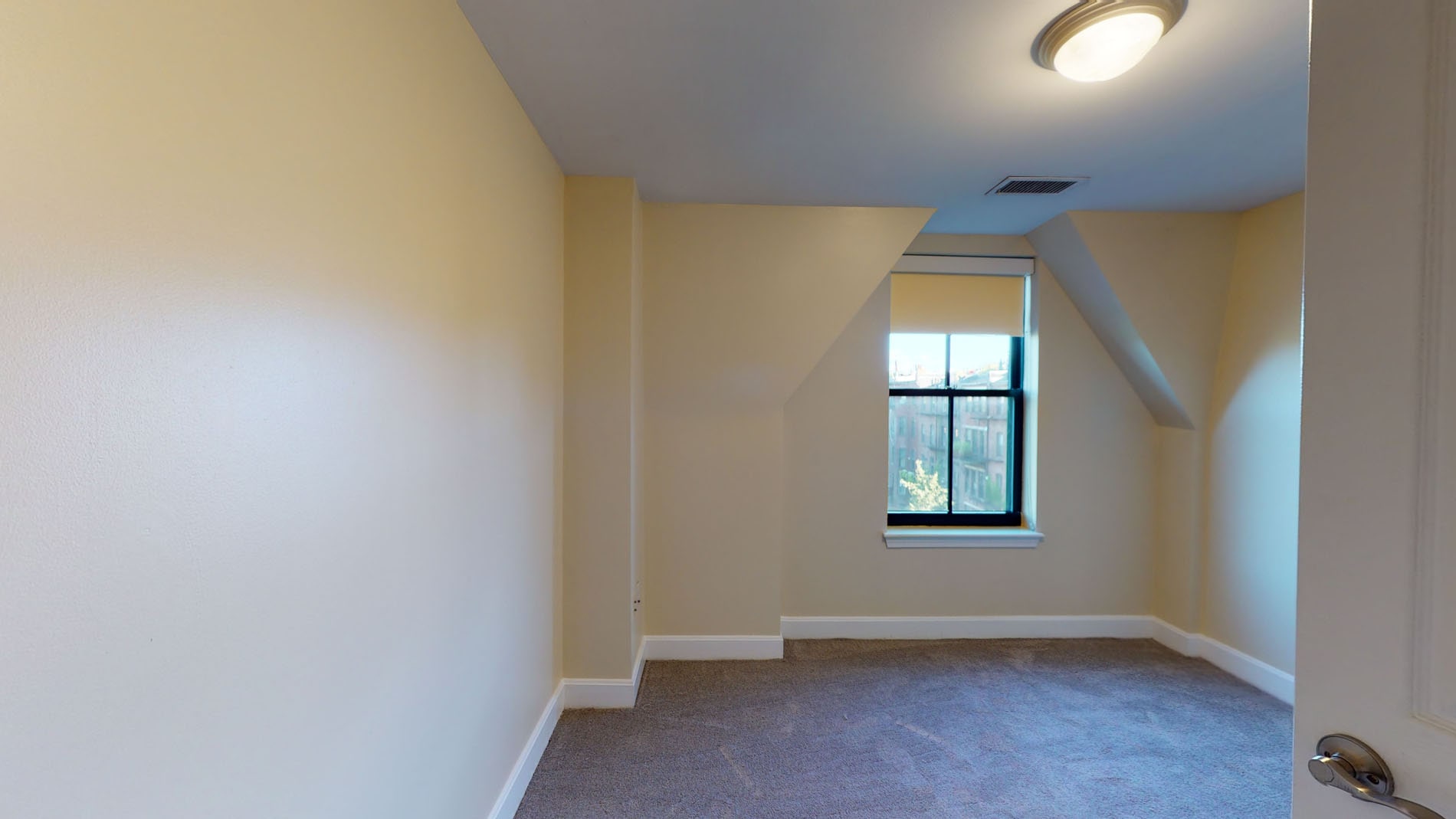 7 Harcourt St, Back Bay