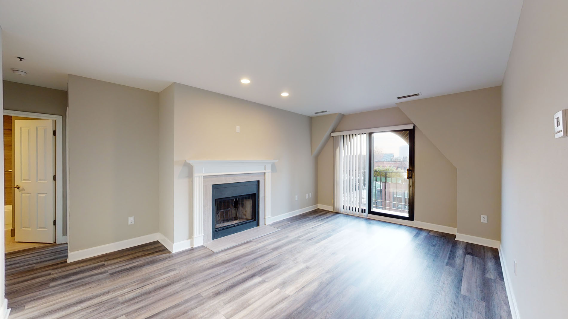 7 Harcourt St, Back Bay