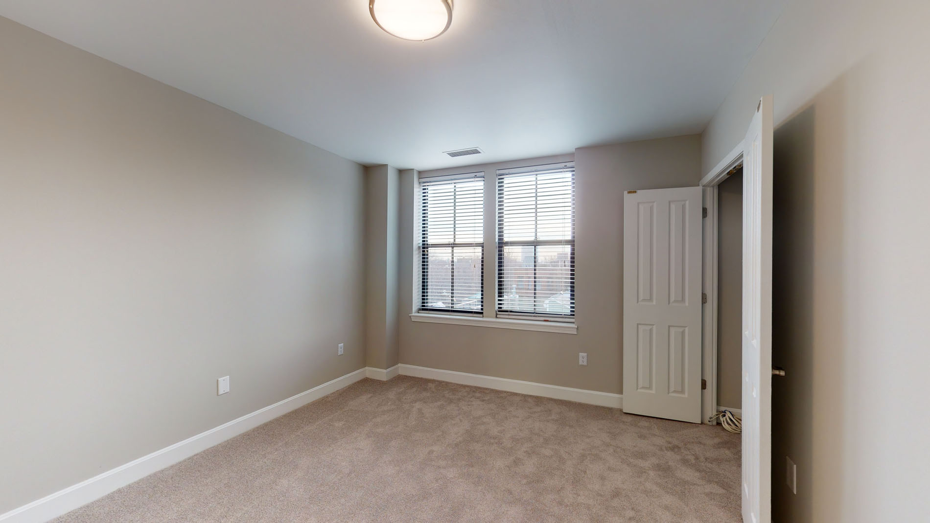 7 Harcourt St, Back Bay