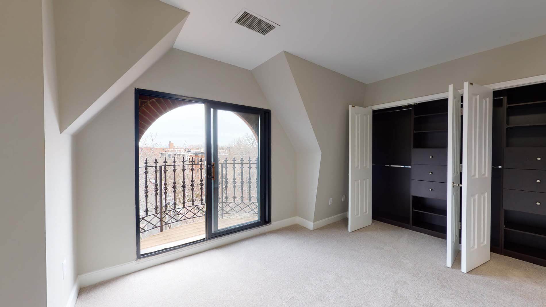 7 Harcourt St, Back Bay