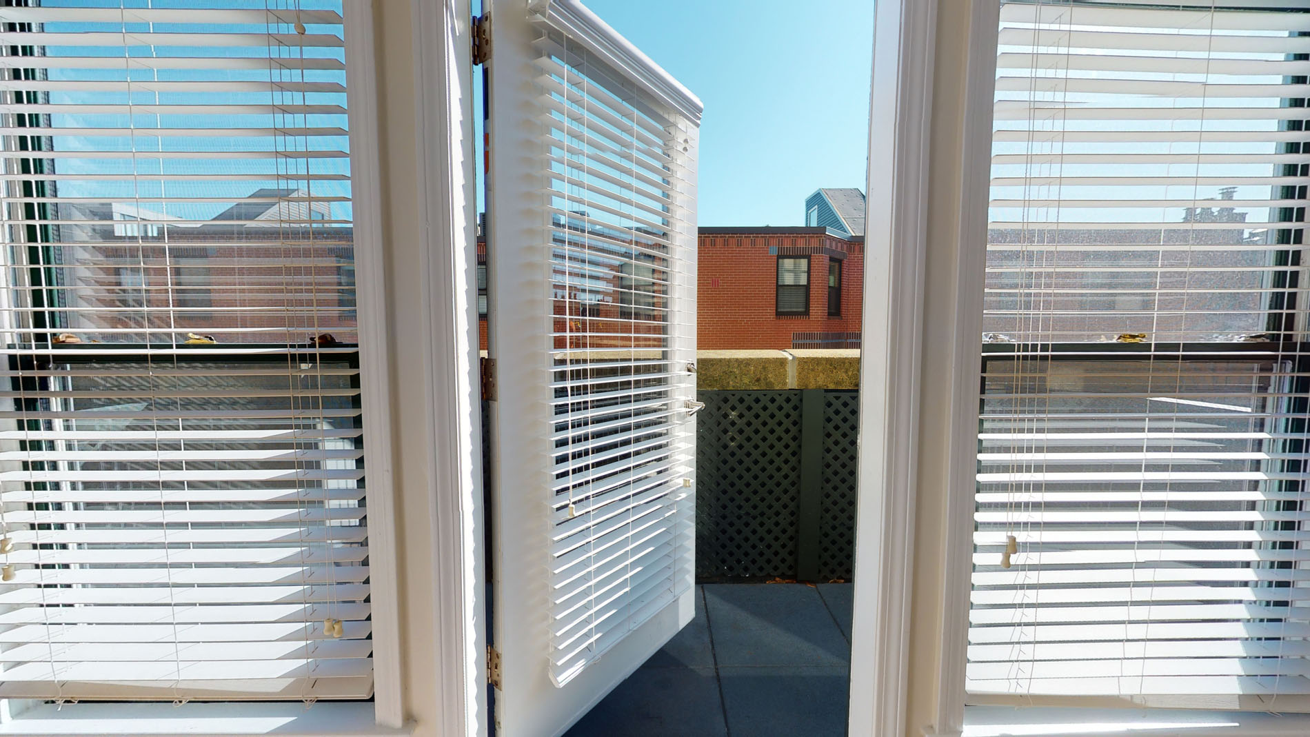 7 Harcourt St, Back Bay