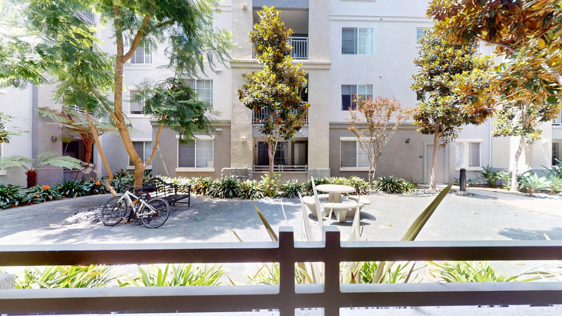 Jefferson at Marina del Rey 3 of 5