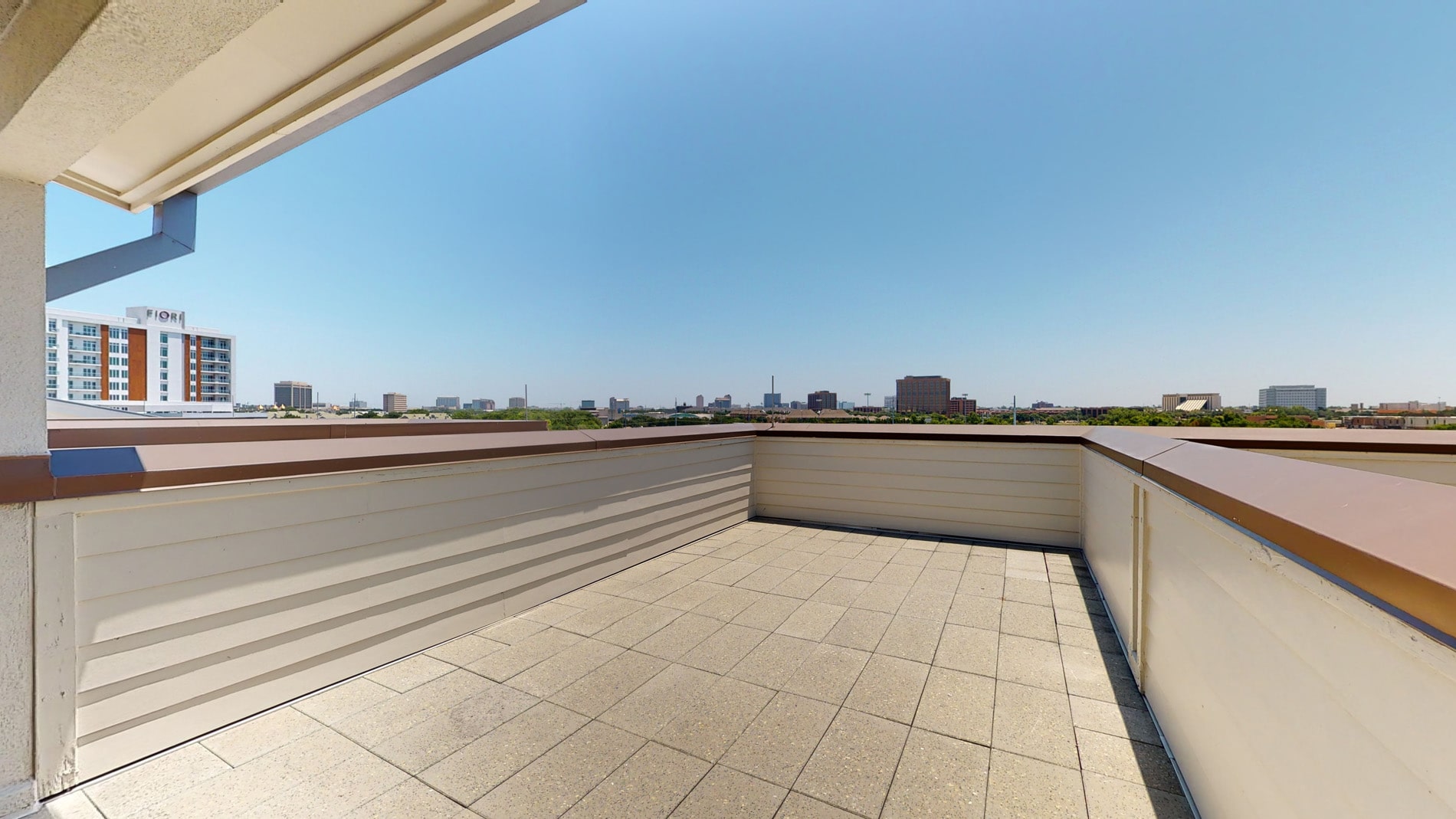 Roof deck at Savoye