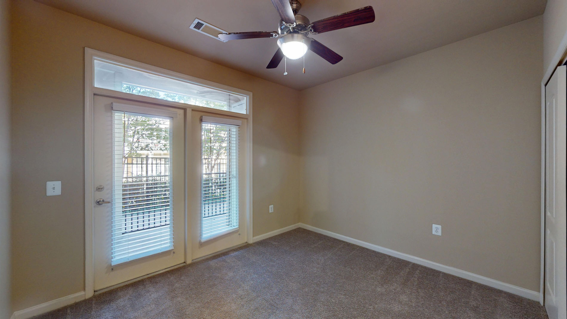 Signal Hill Apartment Homes 3 of 5