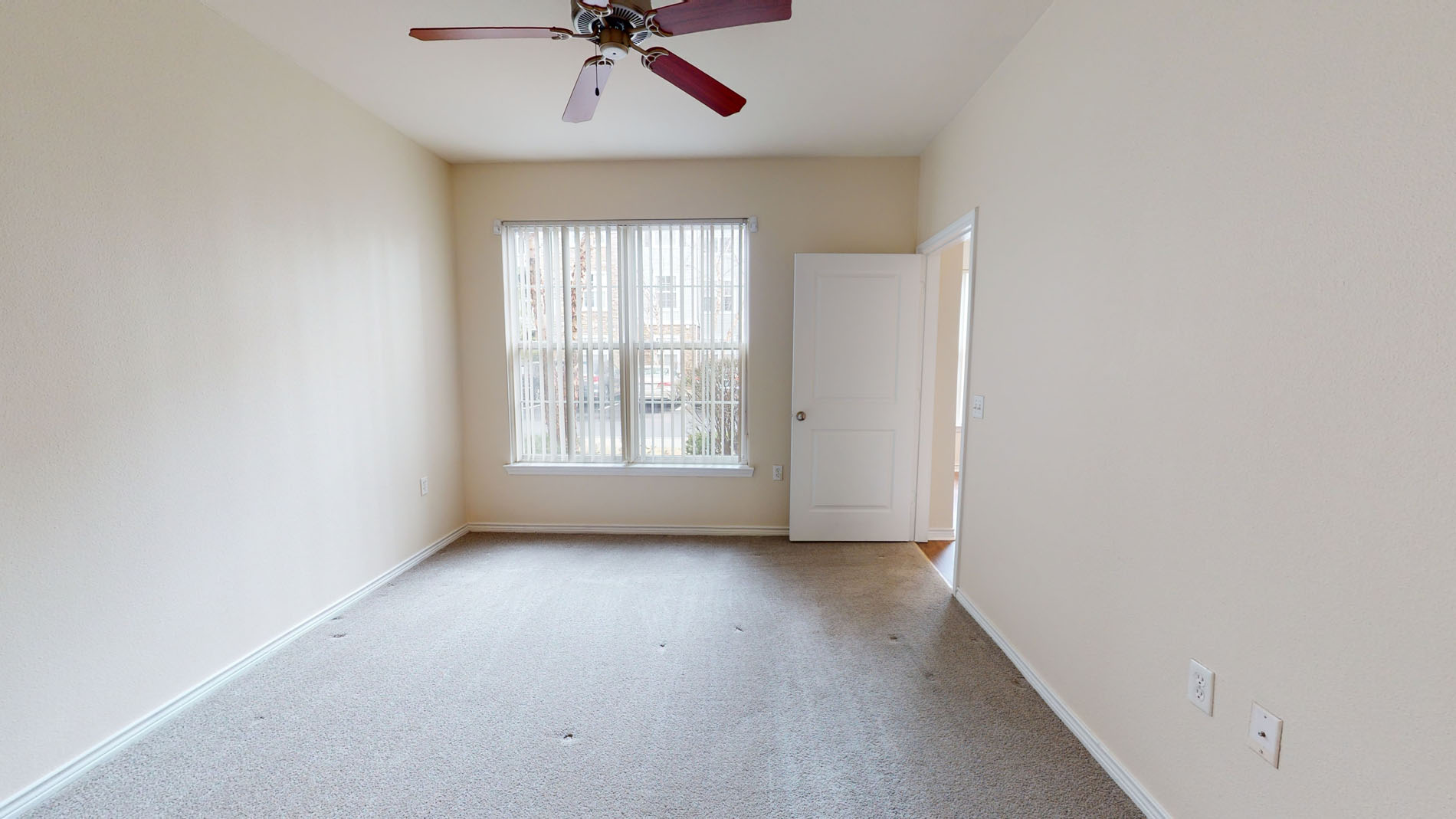 800 West St, Five Corners