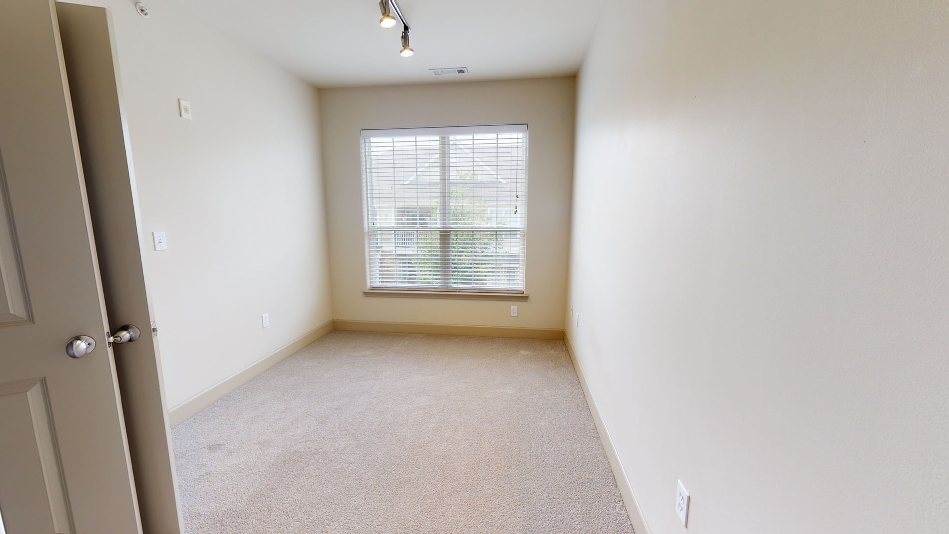 550 Liberty St, Braintree