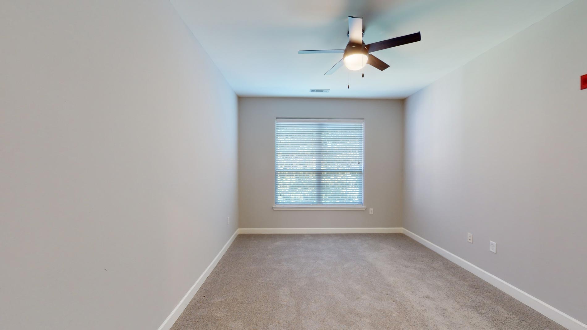 1 Ames Hill Dr, Tewksbury