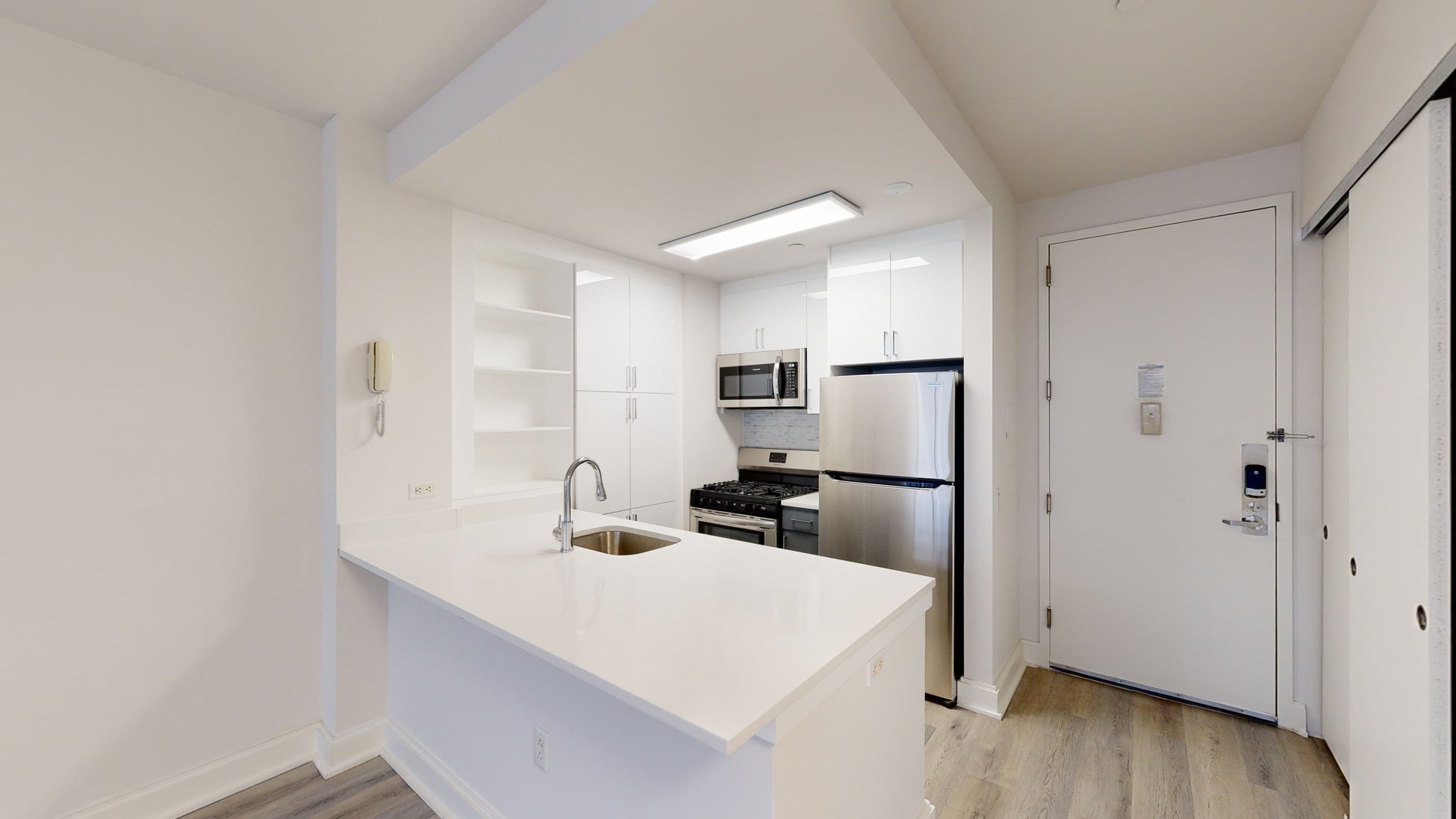 10 Hanover Square 1 of 5