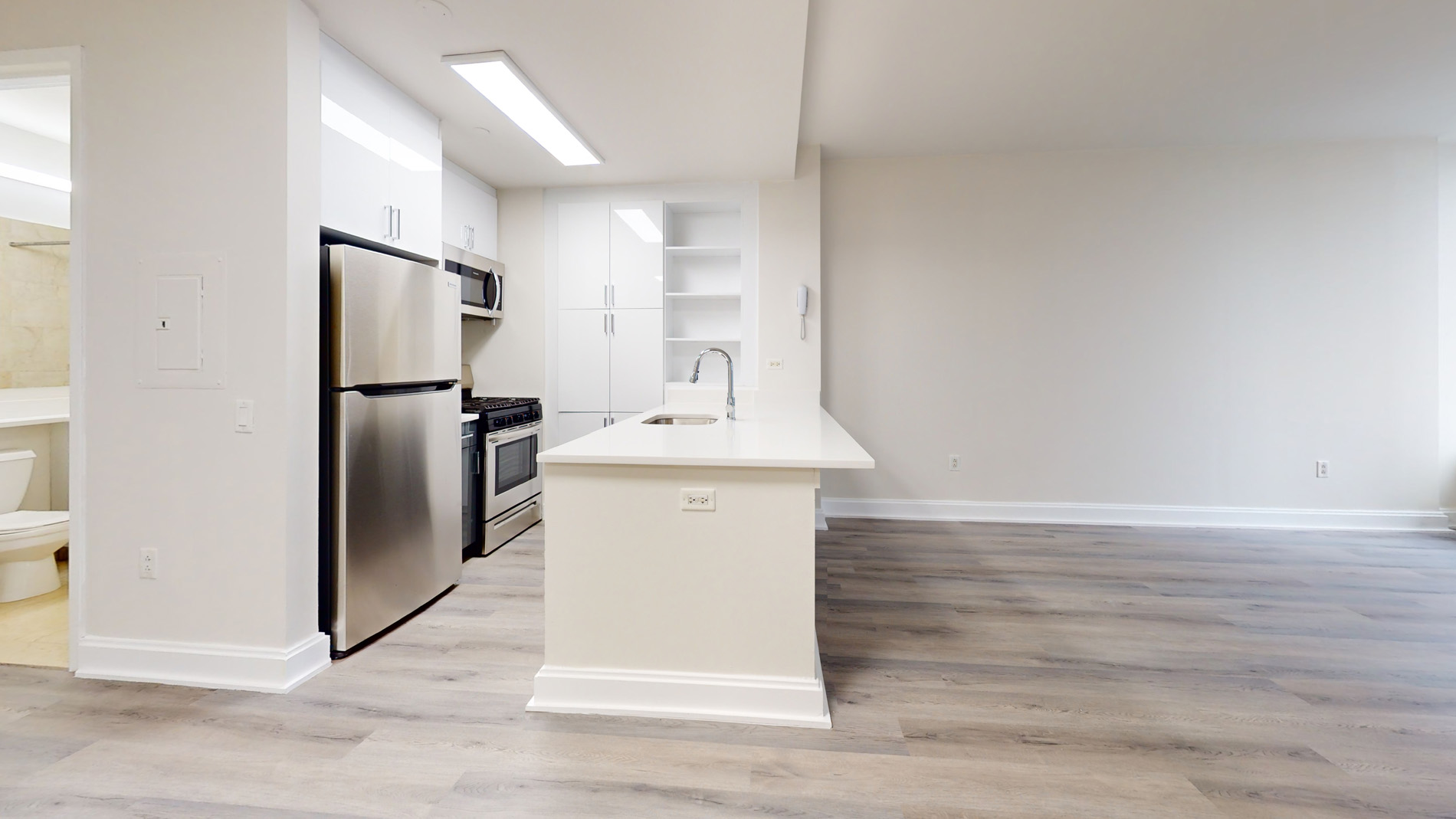 10 Hanover Square 1 of 5