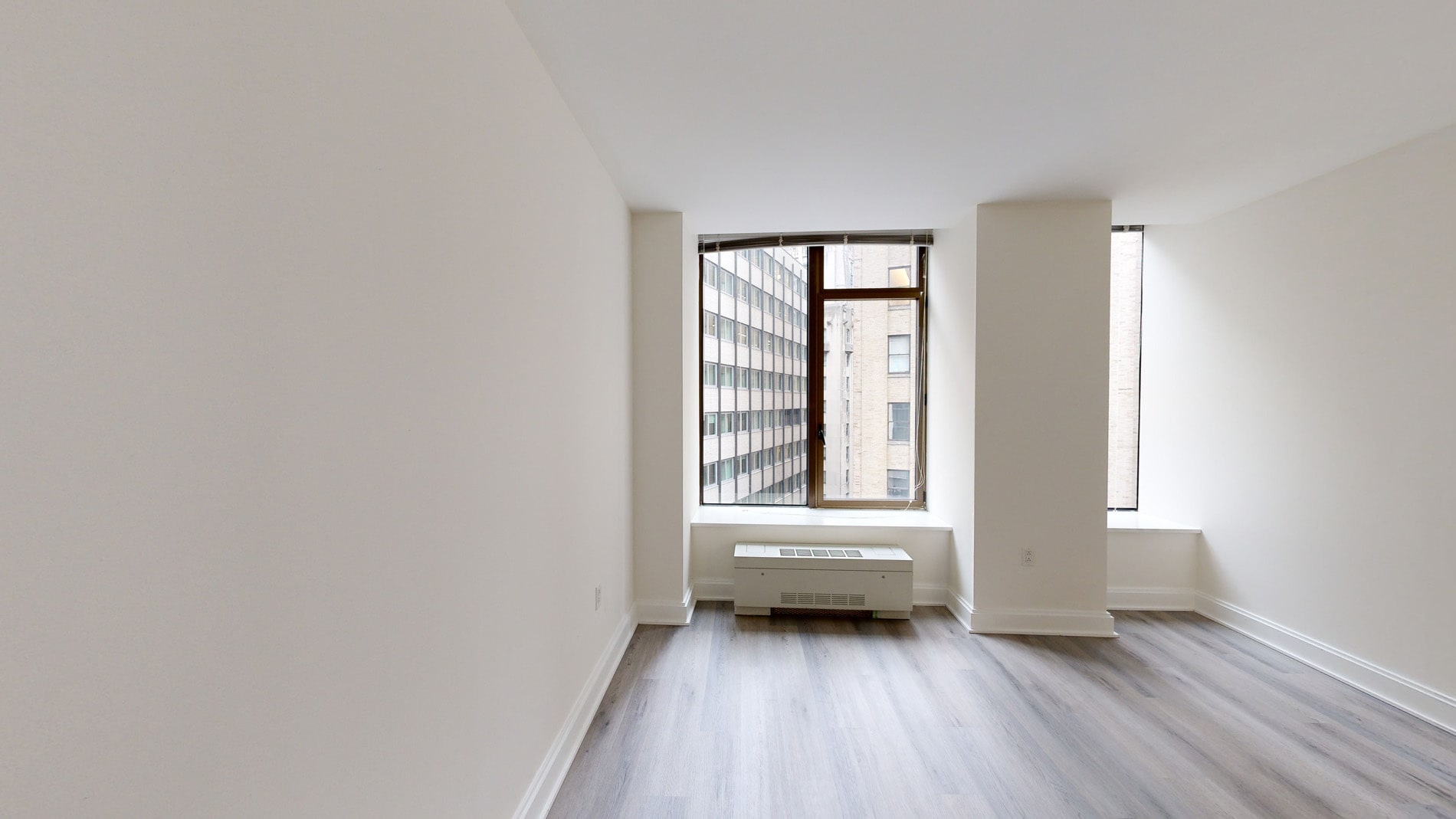 10 Hanover Square 3 of 5