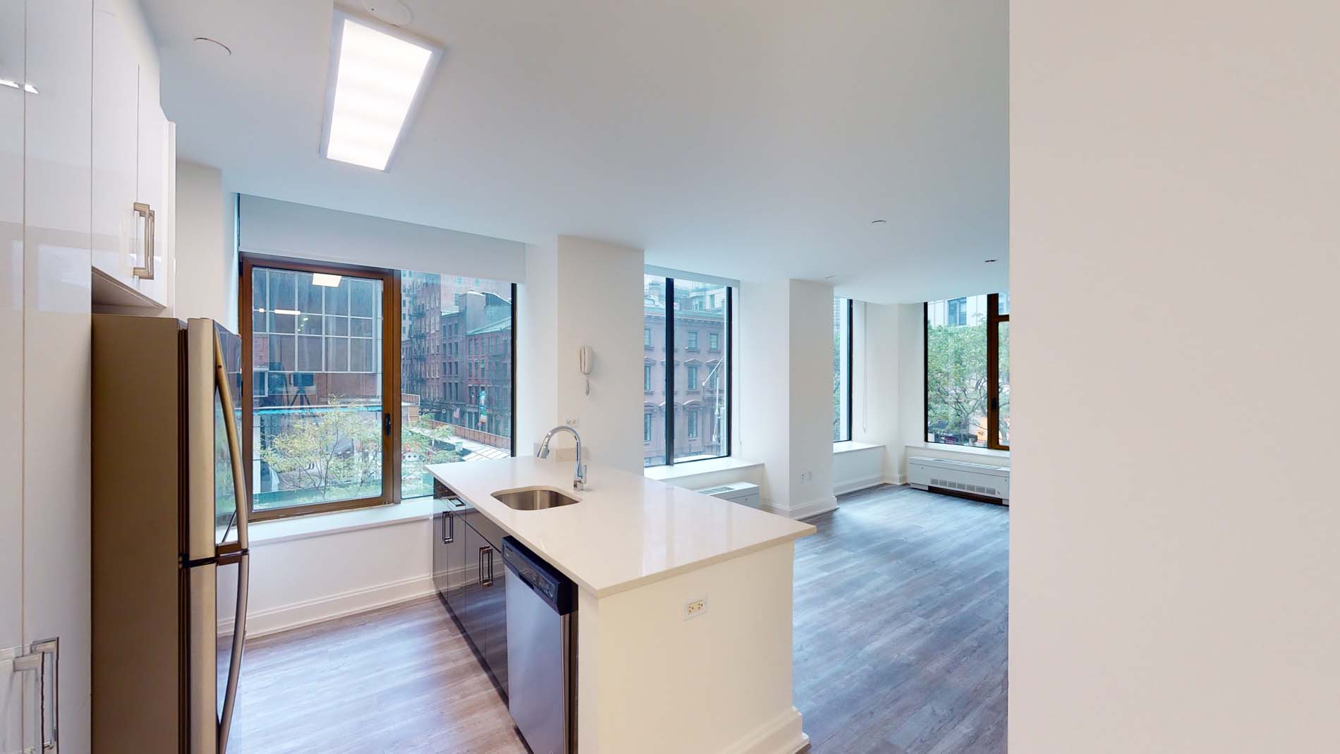 10 Hanover Square 4 of 5
