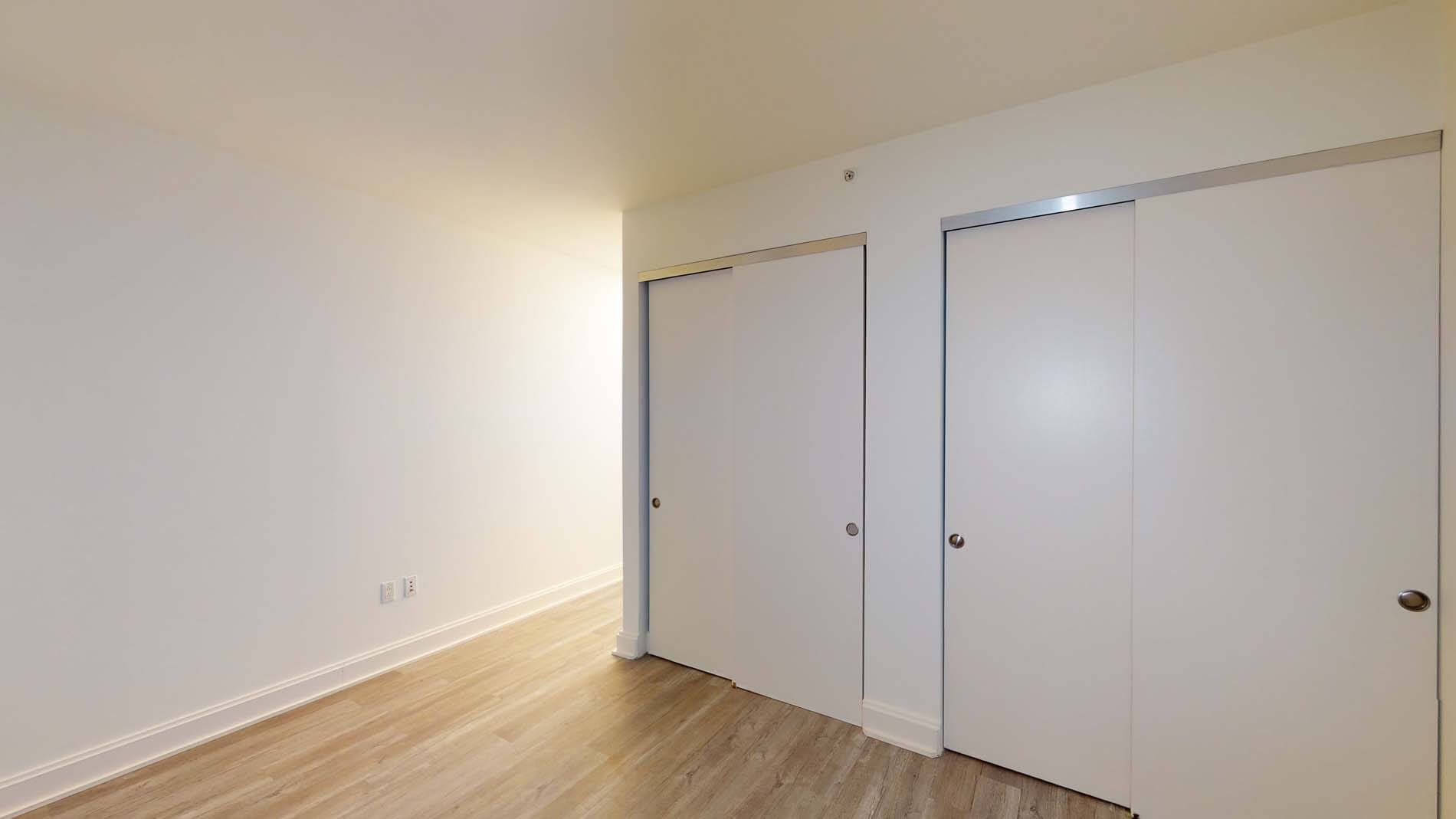 10 Hanover Square 3 of 5