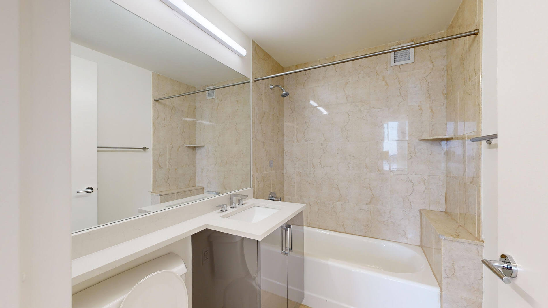 10 Hanover Square 4 of 5