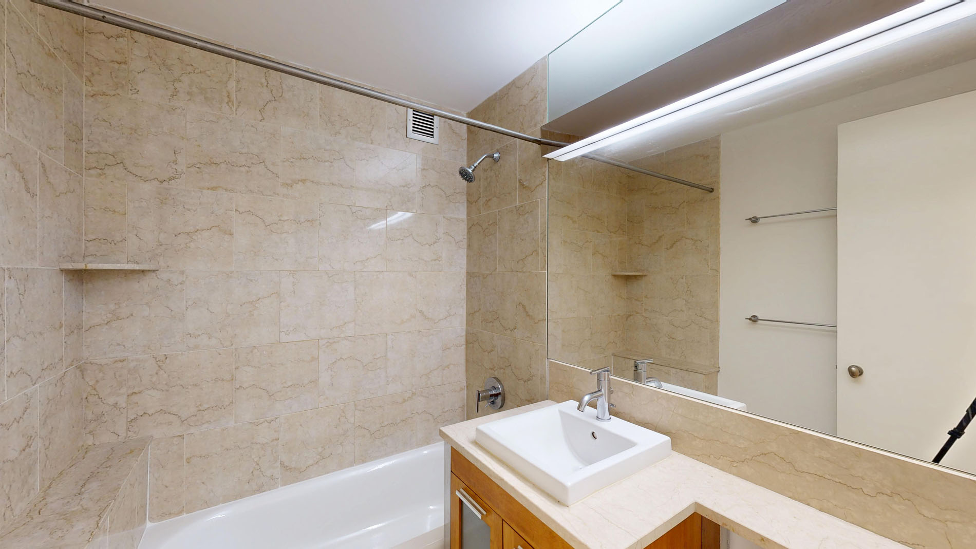 10 Hanover Square 4 of 5