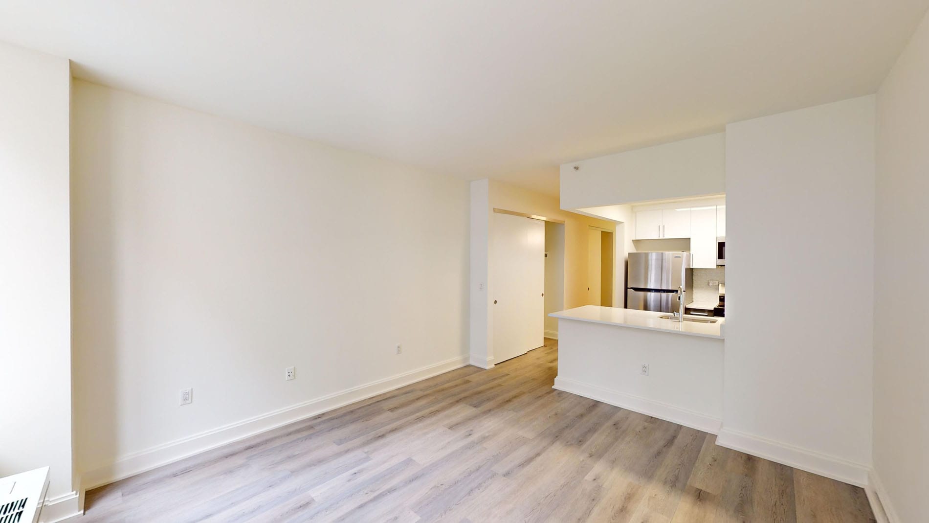 10 Hanover Square 3 of 5