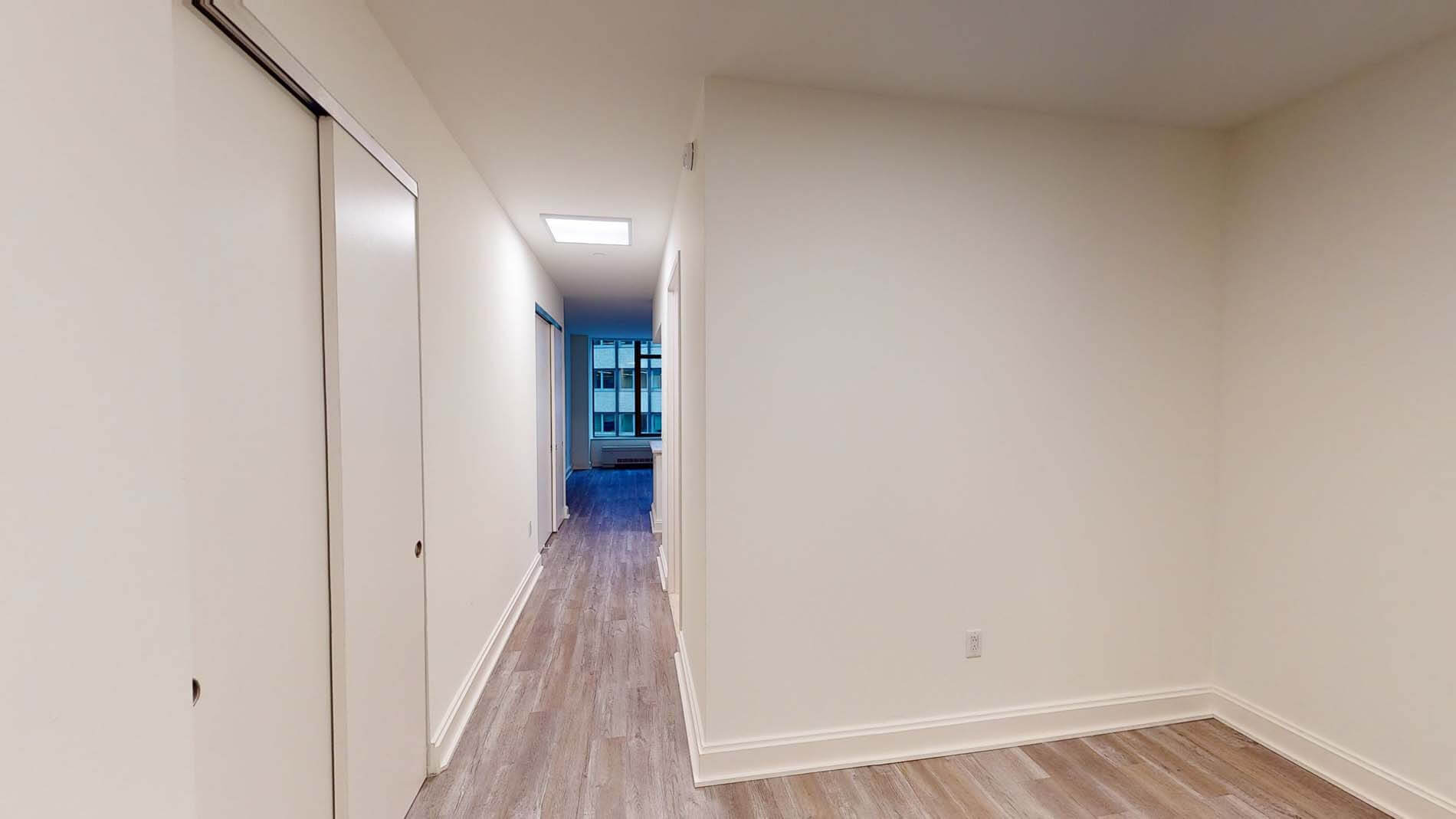 10 Hanover Square 1 of 5