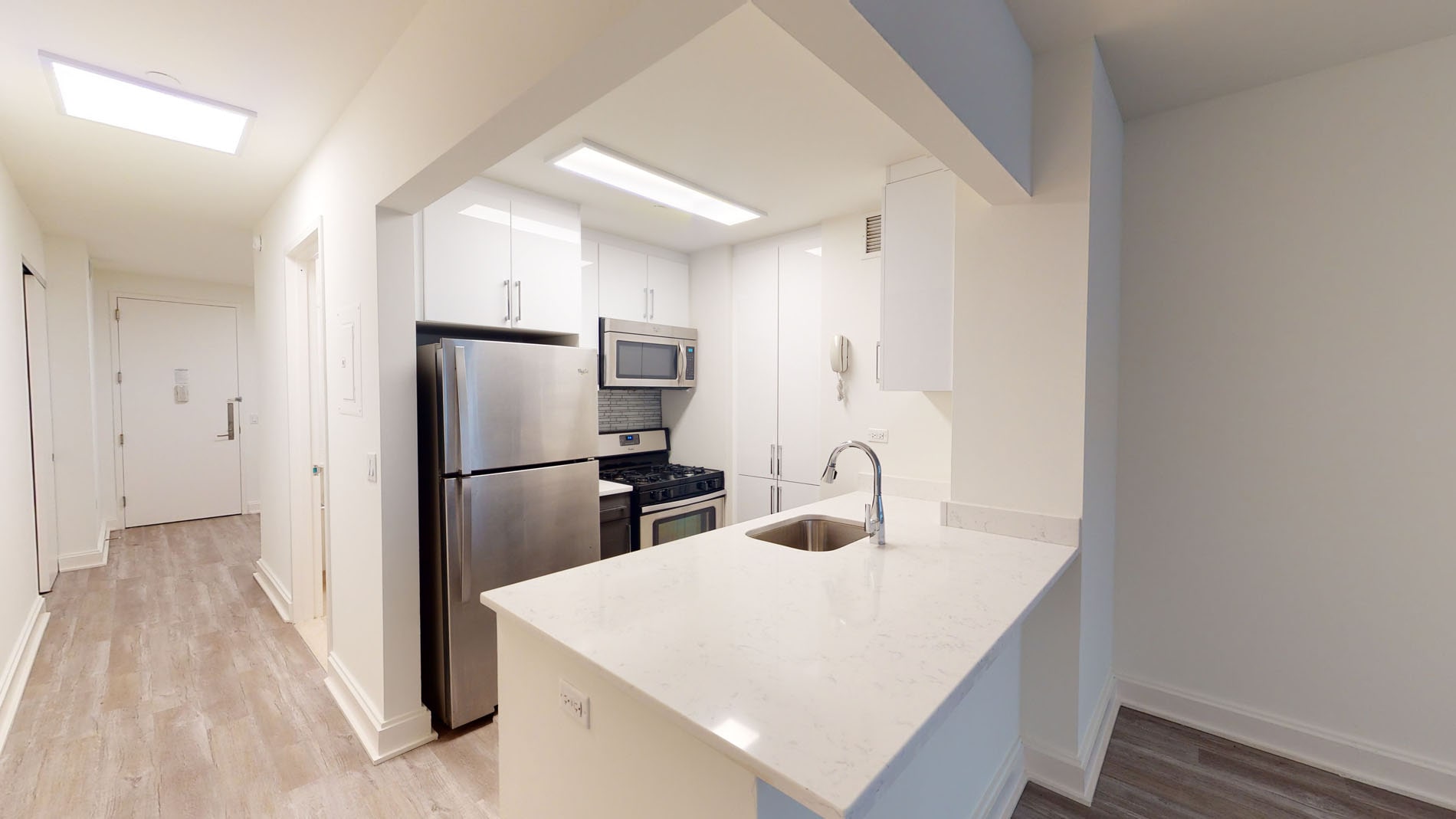10 Hanover Square 2 of 5