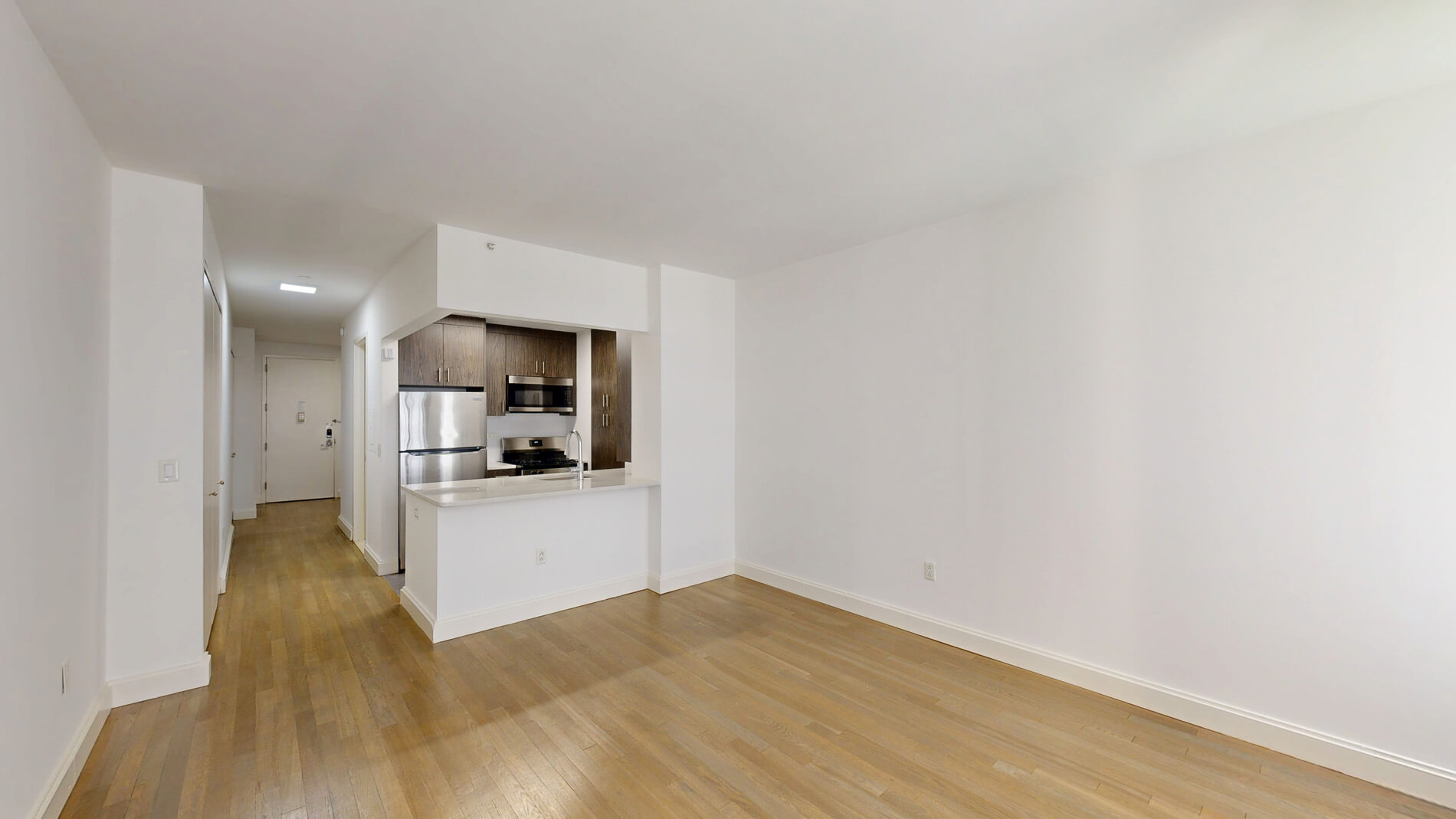 10 Hanover Square 3 of 5
