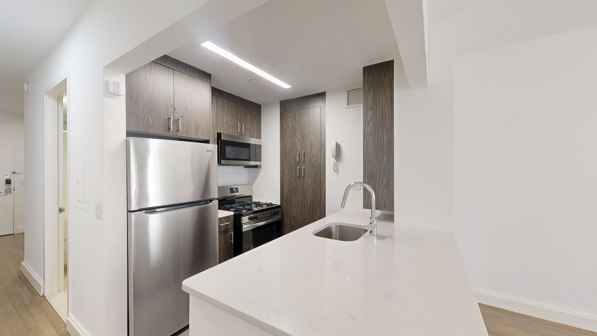 10 Hanover Square 1 of 5