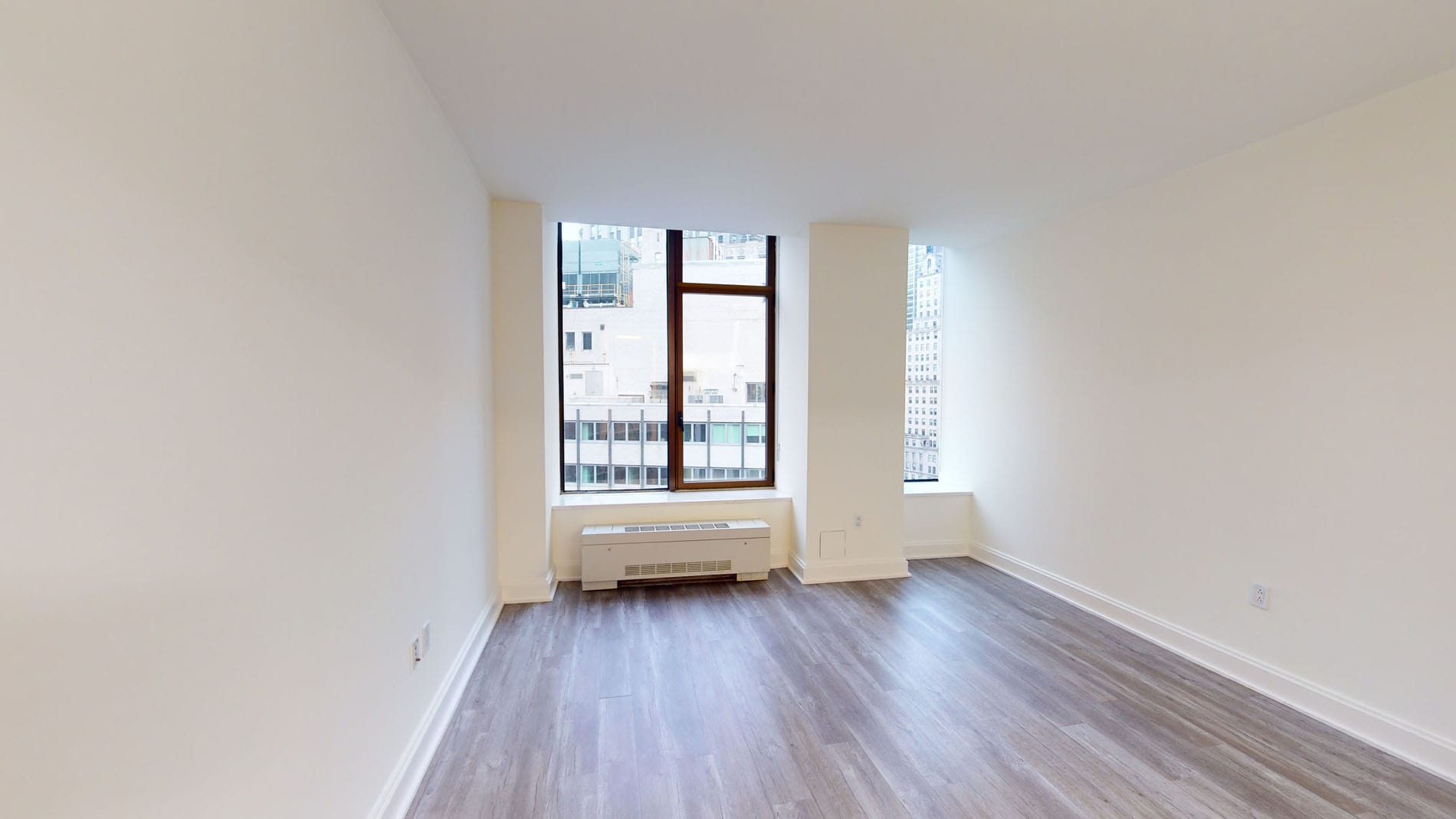 10 Hanover Square 1 of 5
