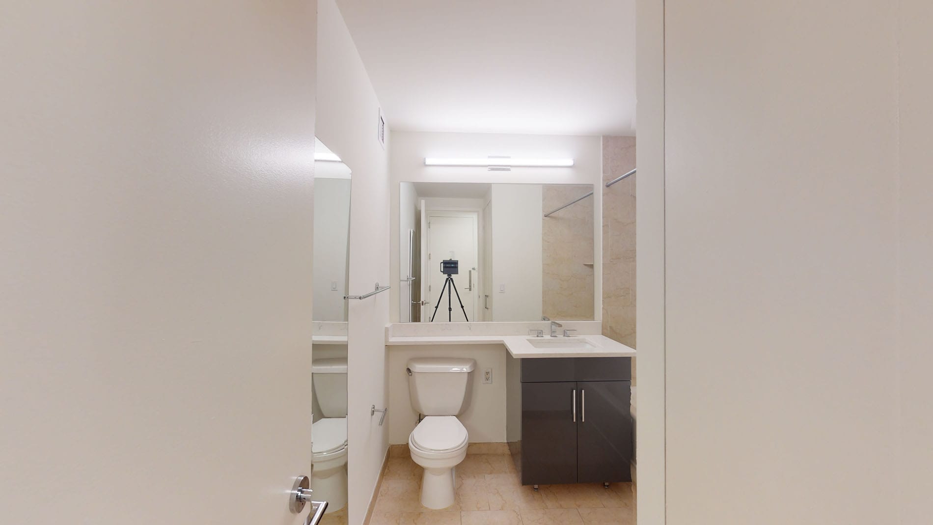 10 Hanover Square 4 of 5