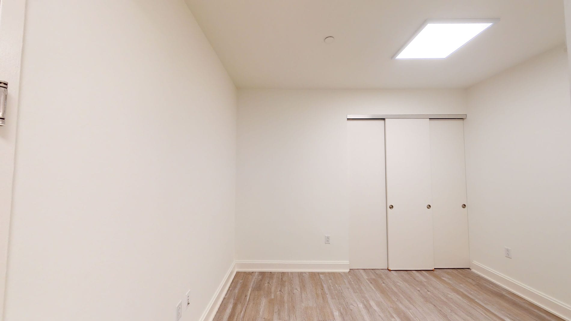 10 Hanover Square 3 of 5