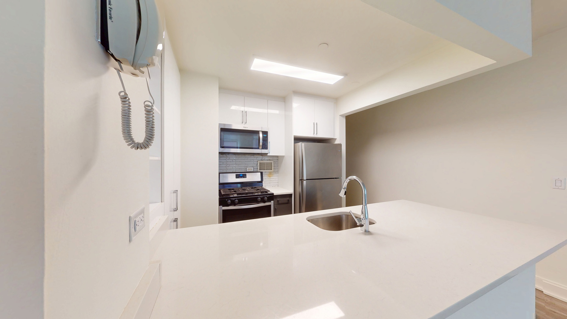 10 Hanover Square 1 of 5