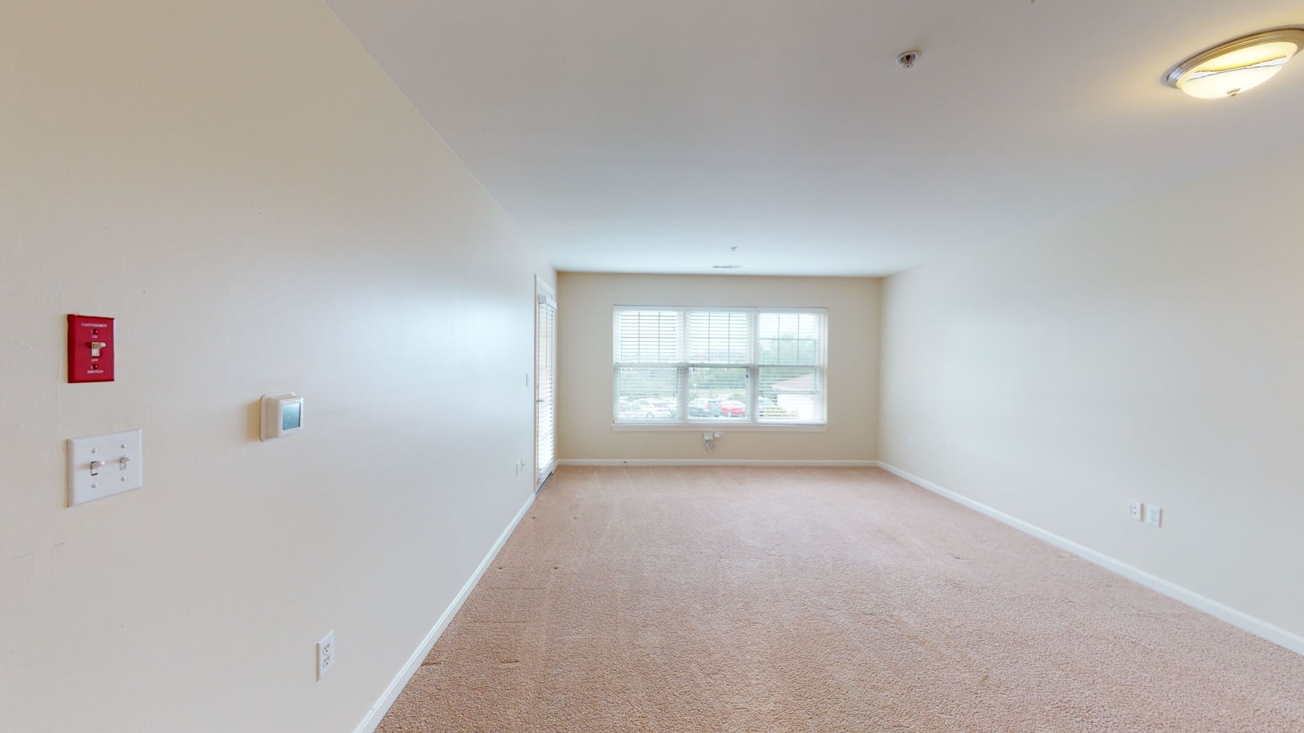 1 Inwood Dr, North Woburn