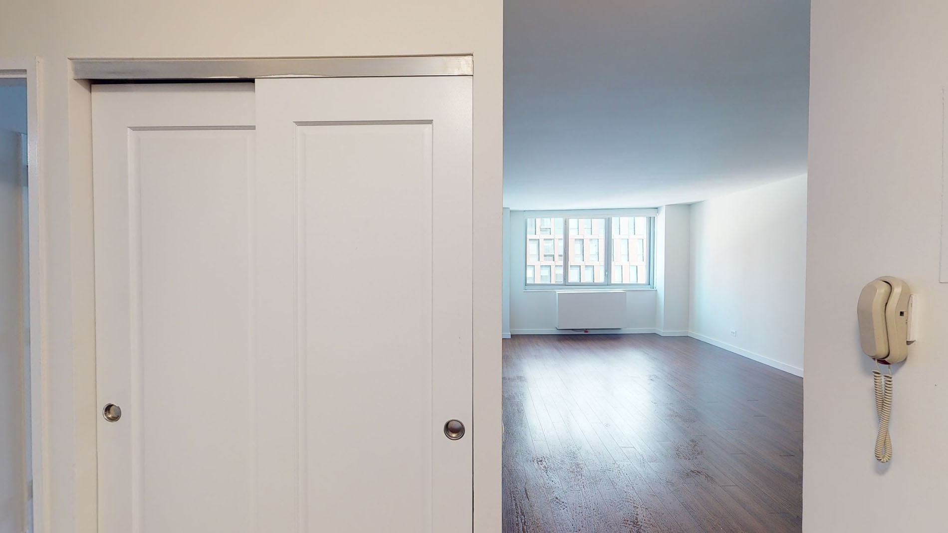 1 Bedroom Apartment – 401 E 34th St #N19F, New York, NY 10016