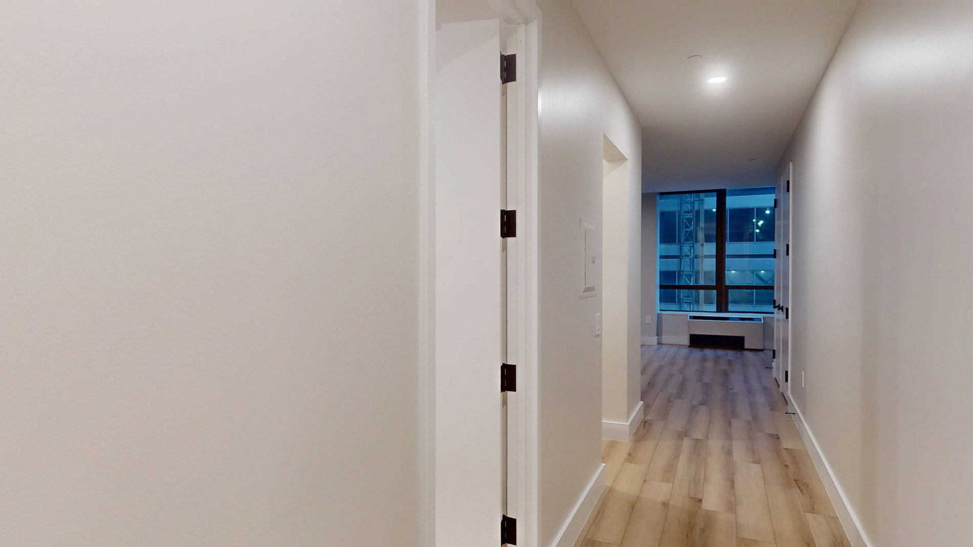 Studio Apartment – 95 Wall Street #1209, New York, NY 10005
