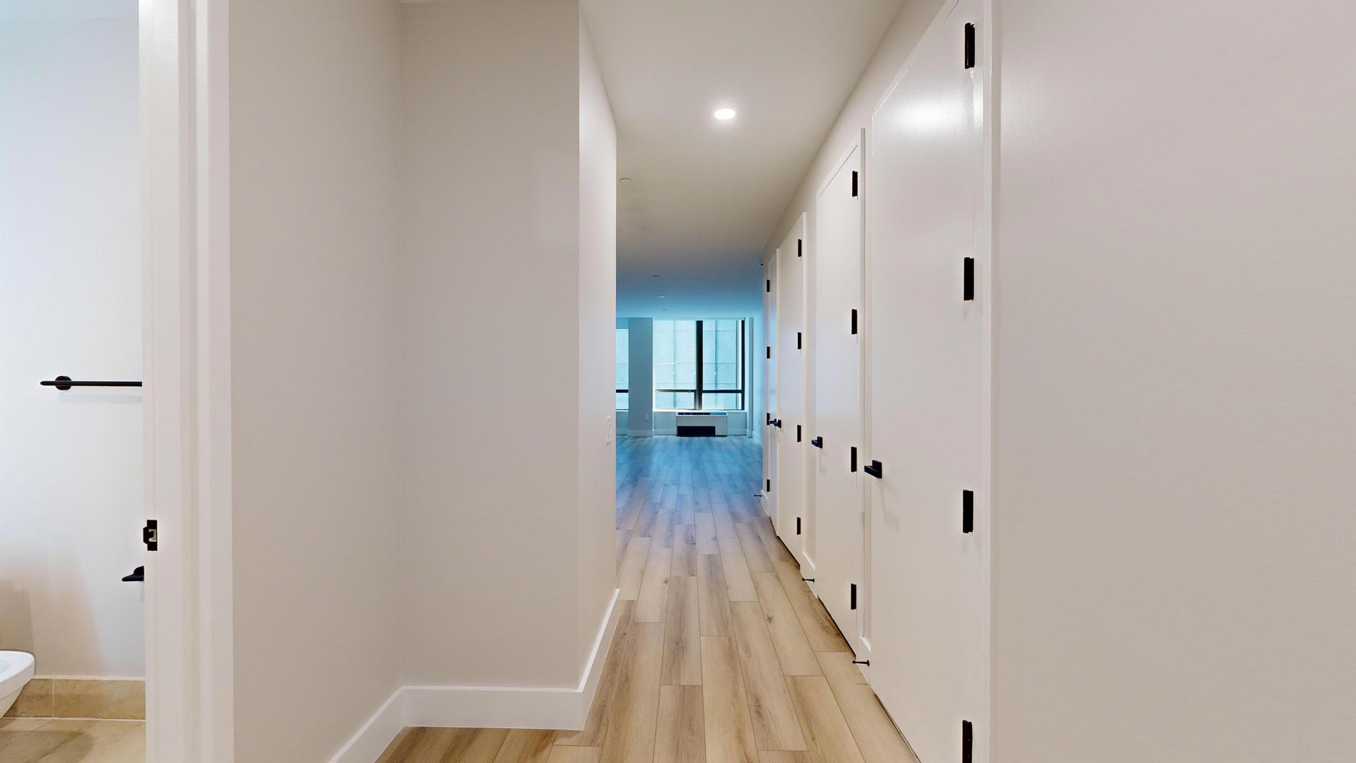Studio Apartment – 95 Wall Street #1225, New York, NY 10005