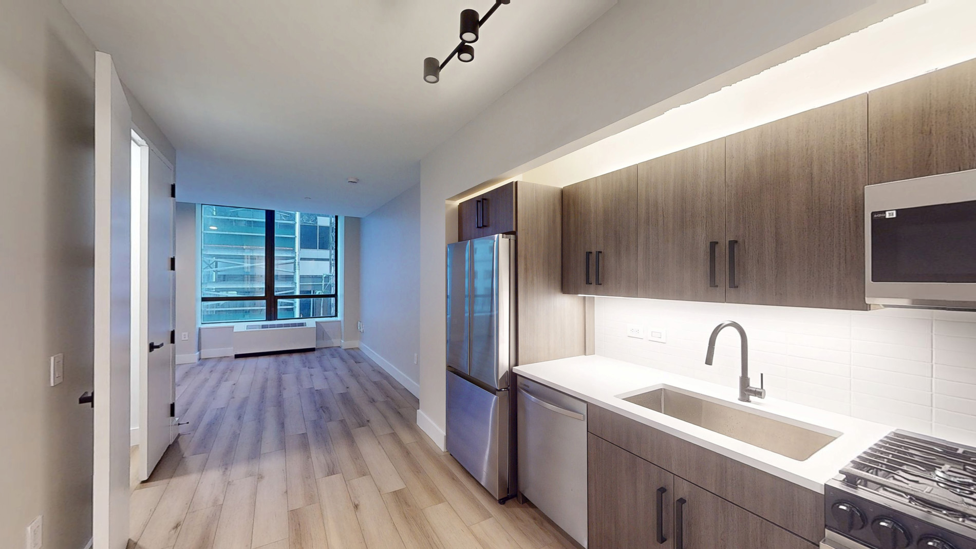 Studio Apartment – 95 Wall Street #208, New York, NY 10005