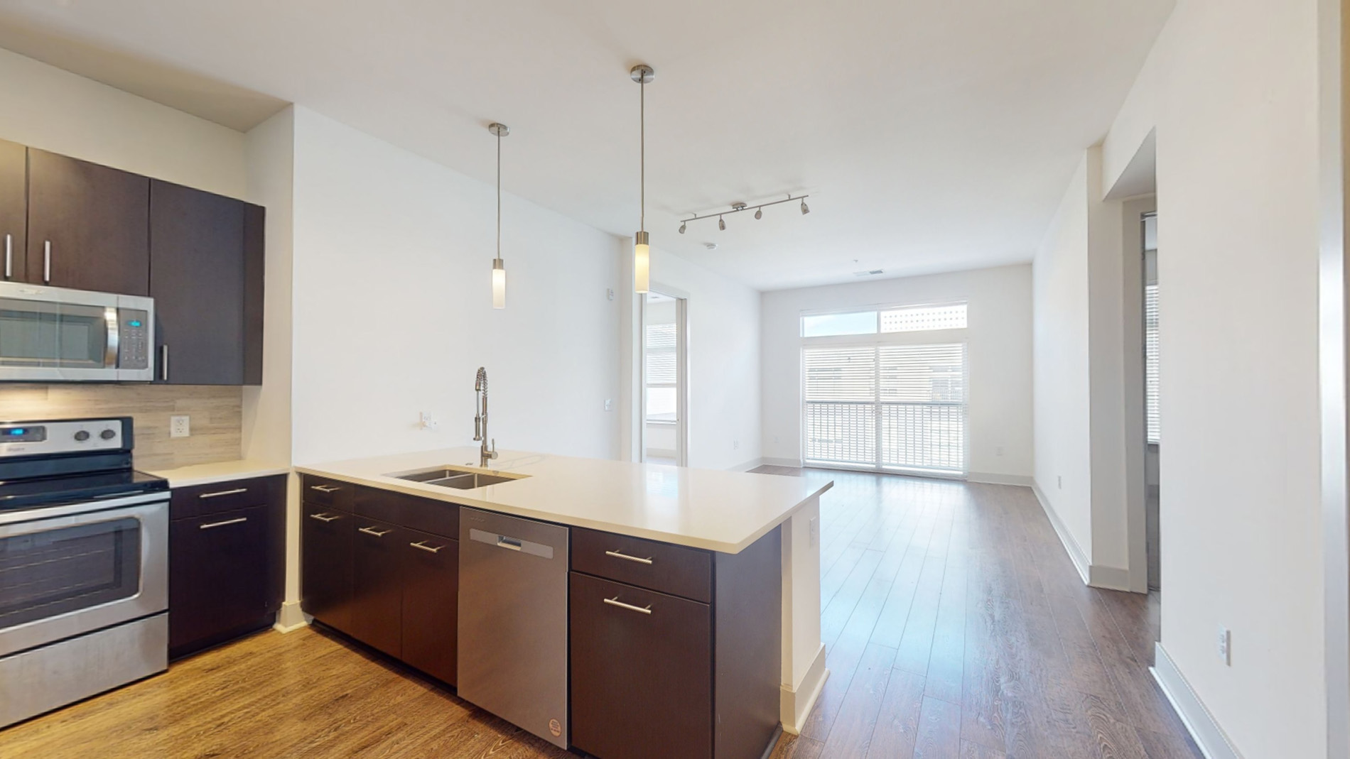 2 Bedroom Apartment – 322 N Broad St. #1622, Philadelphia, PA 19102