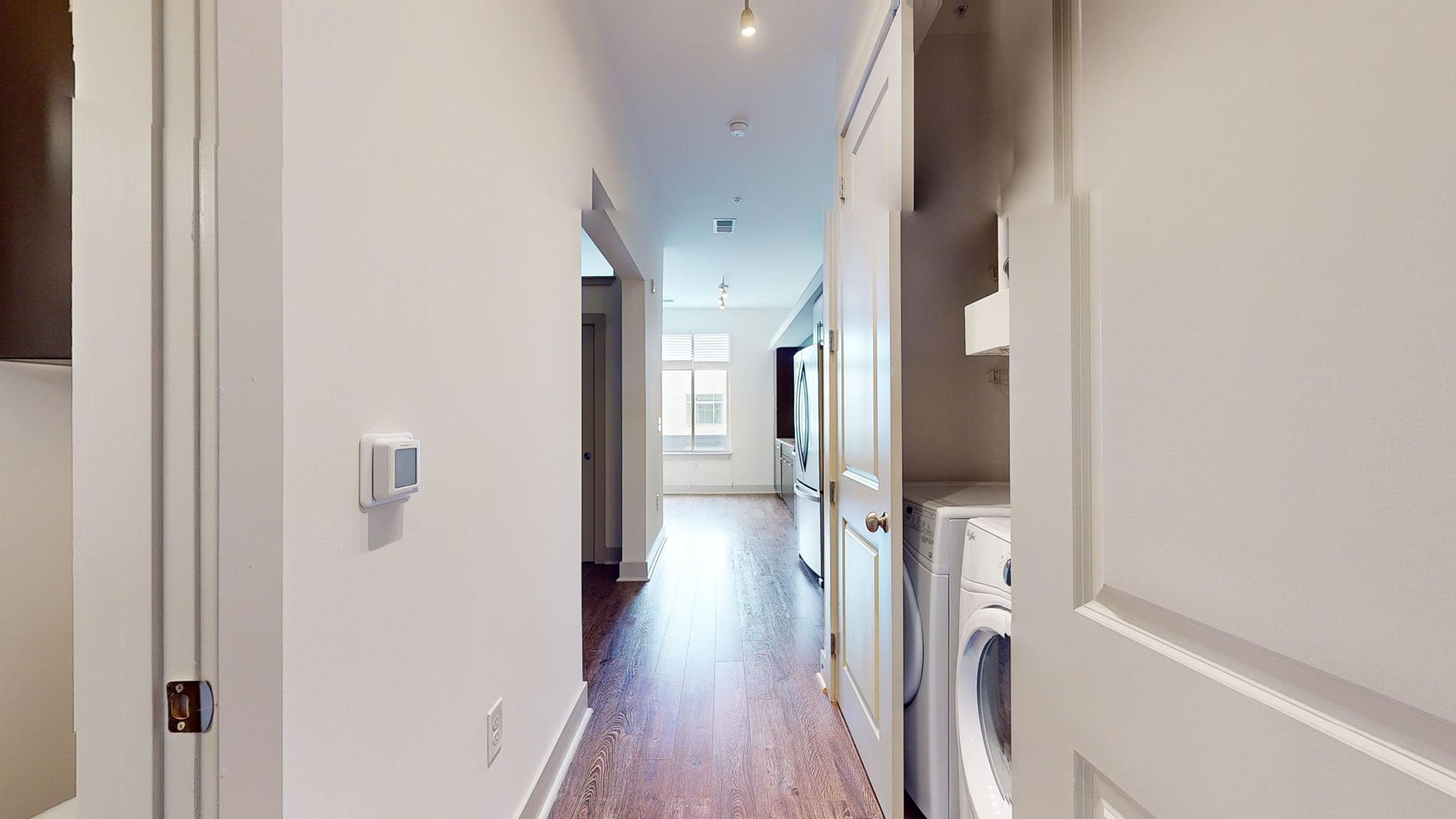 Studio Apartment – 322 N Broad St. #1652, Philadelphia, PA 19102