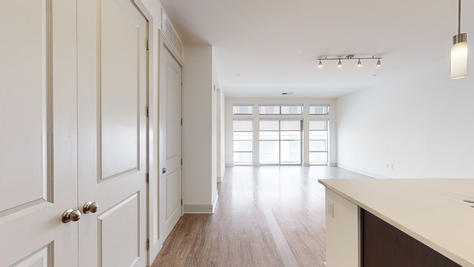 2 Bedroom Apartment – 322 N Broad St. #2309, Philadelphia, PA 19102