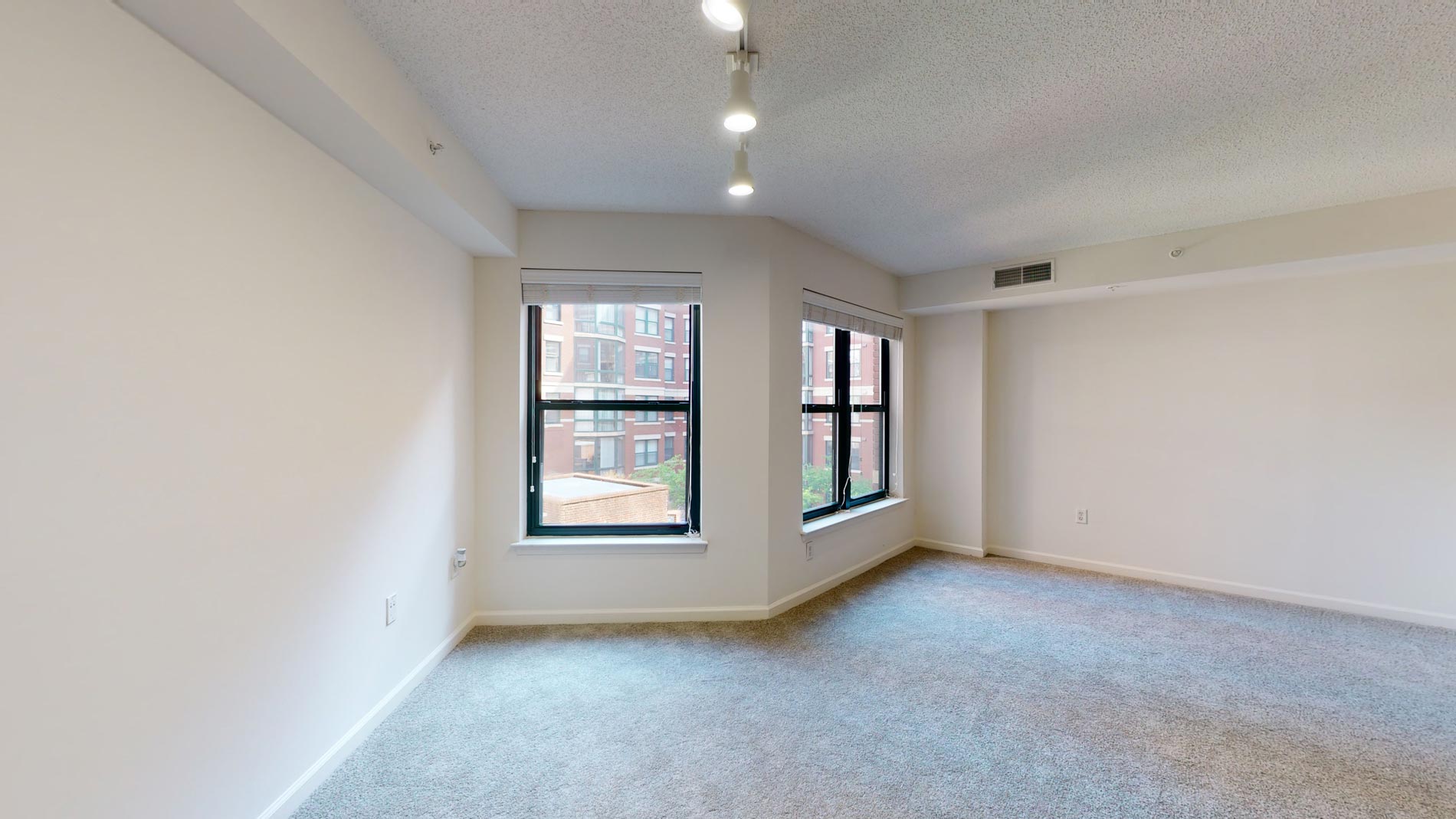 1301 Thomas Circle 2 of 5