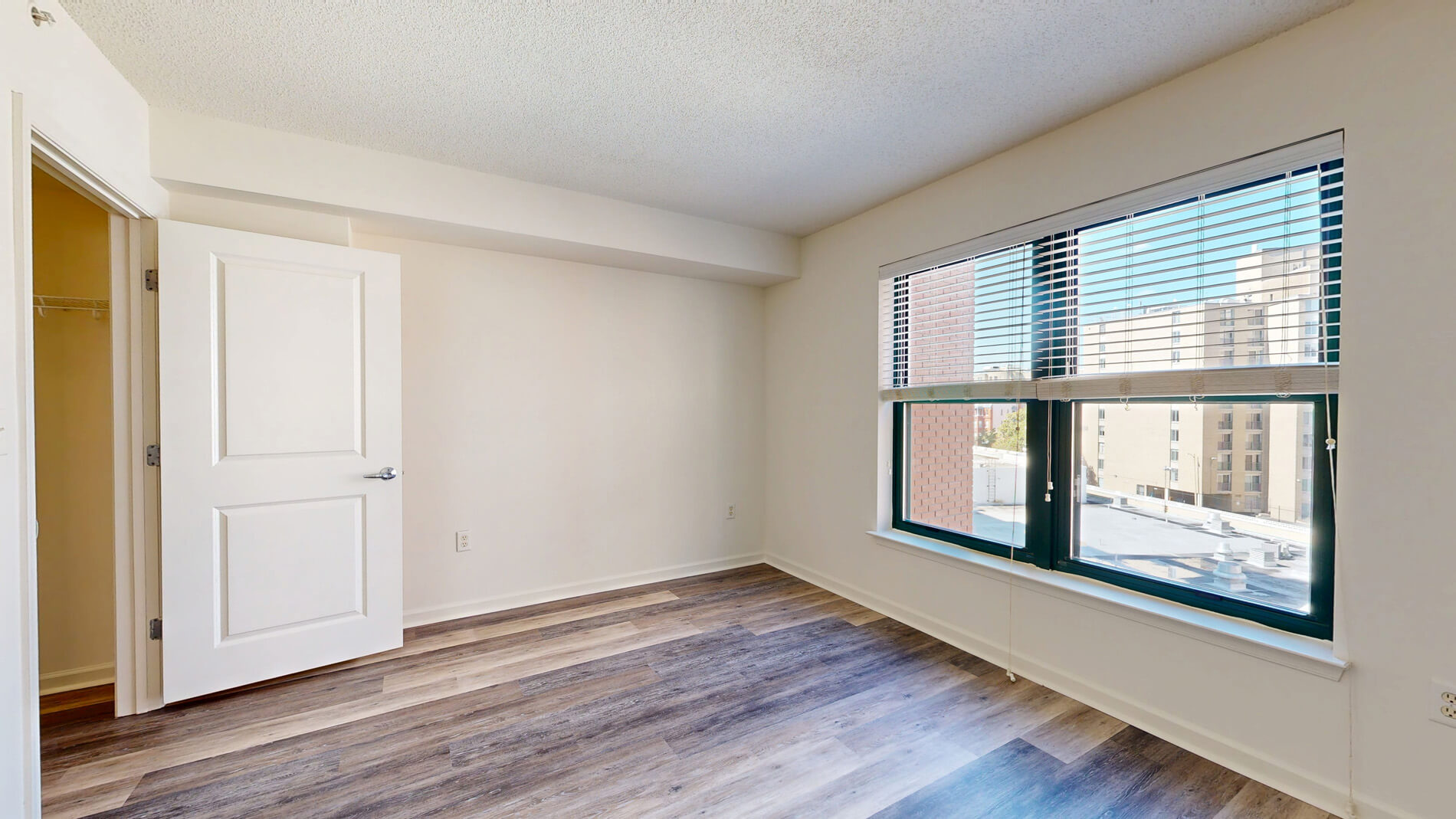 1301 Thomas Circle 4 of 5