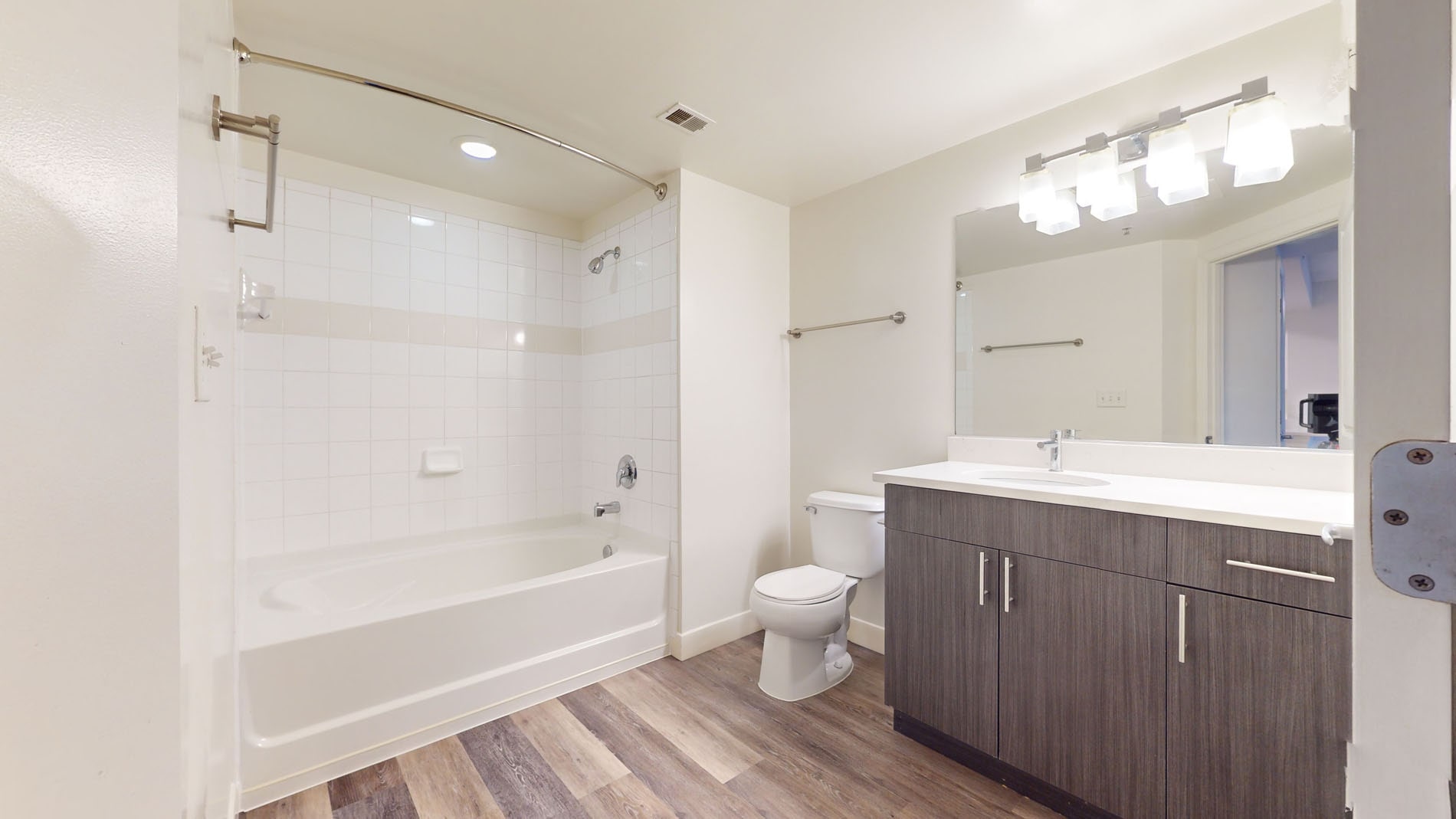 1301 Thomas Circle 4 of 5