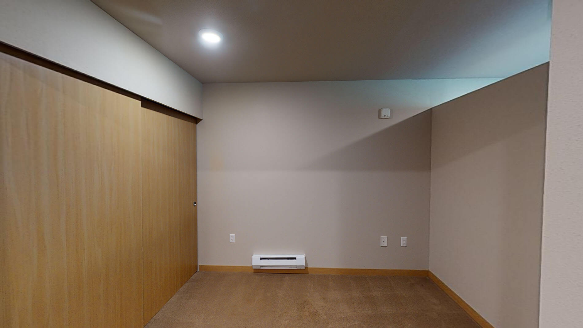 Lightbox 4 of 5