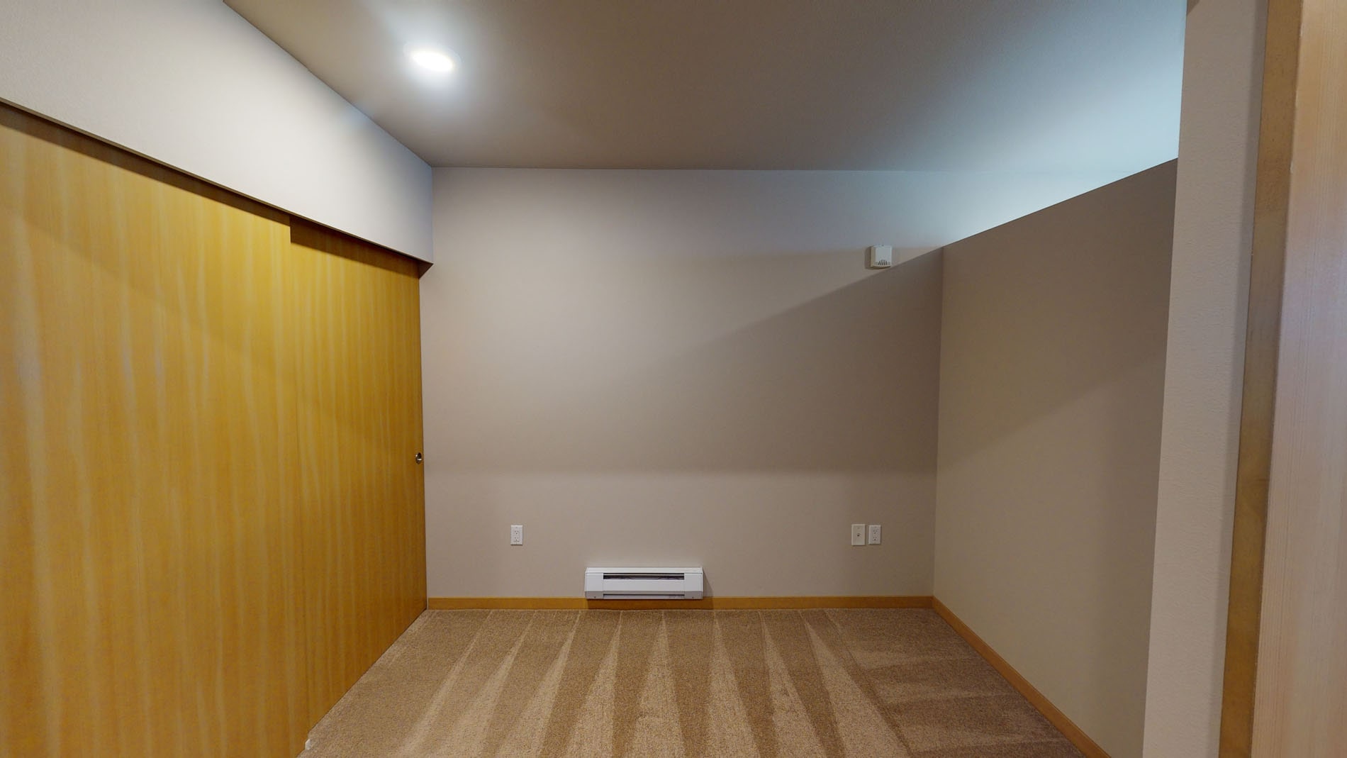 Lightbox 4 of 5