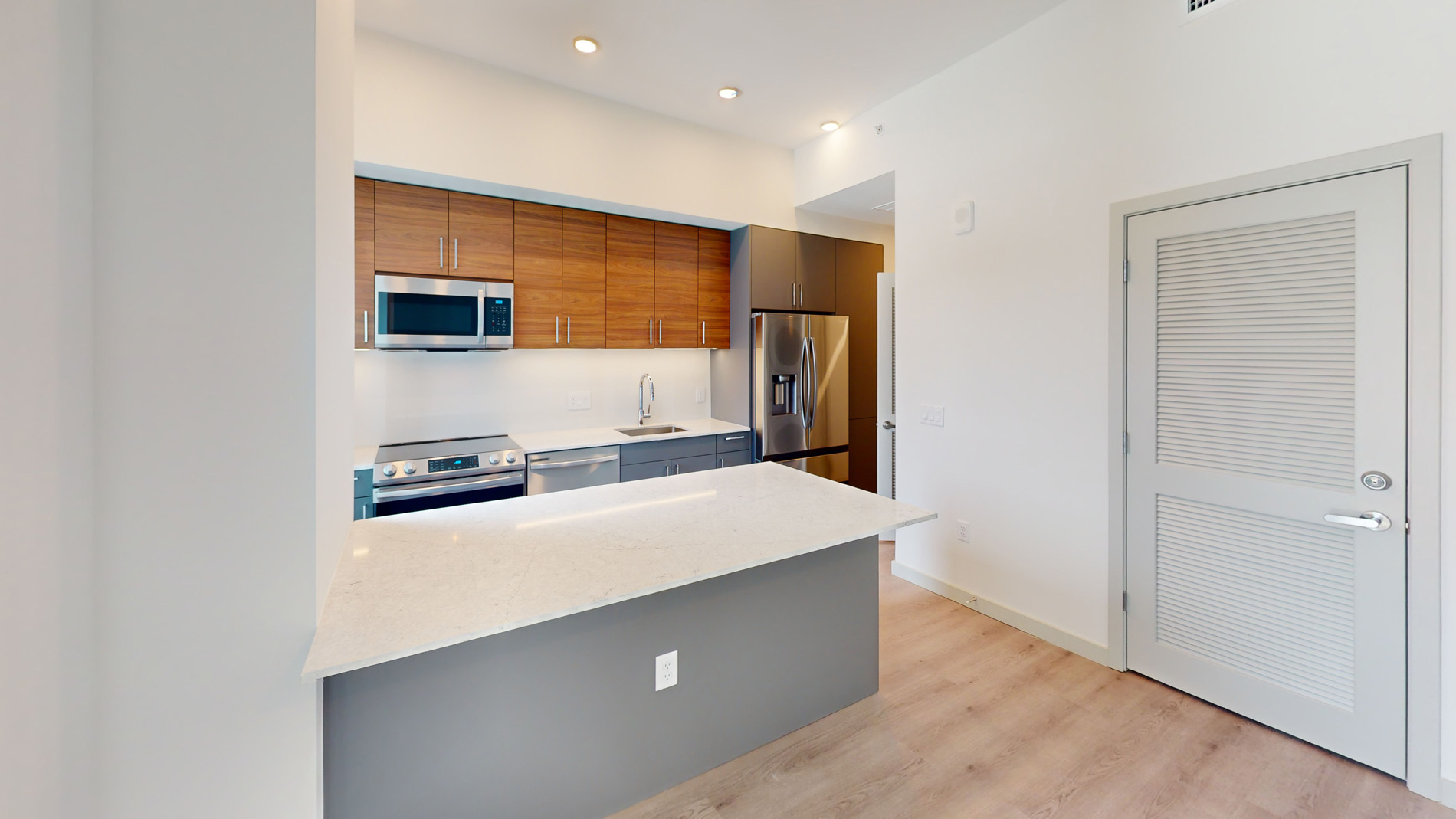 101 N Meridian 1 of 5
