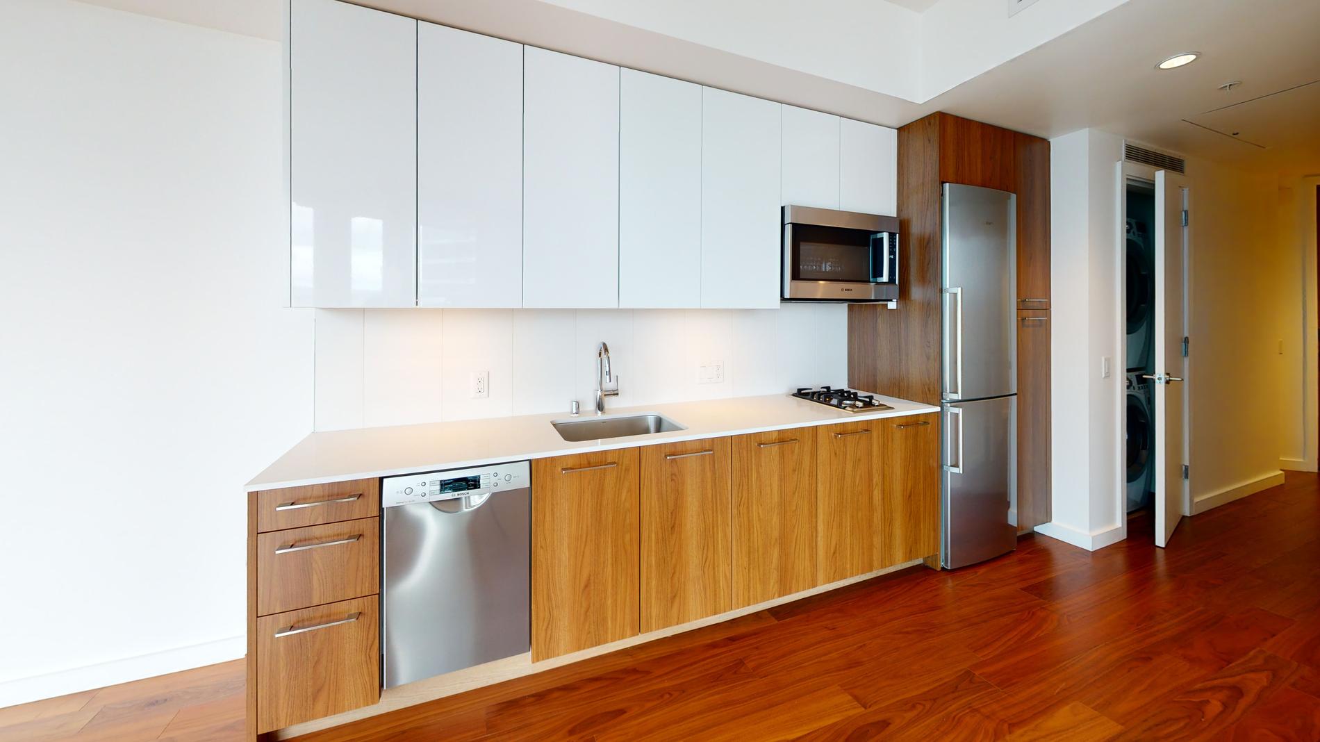 399 Fremont 1 of 5