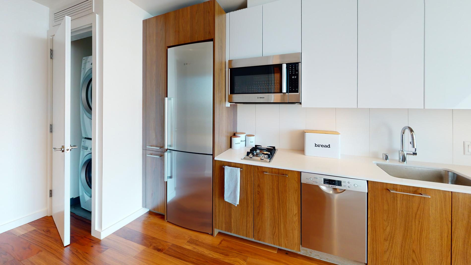 399 Fremont 1 of 5