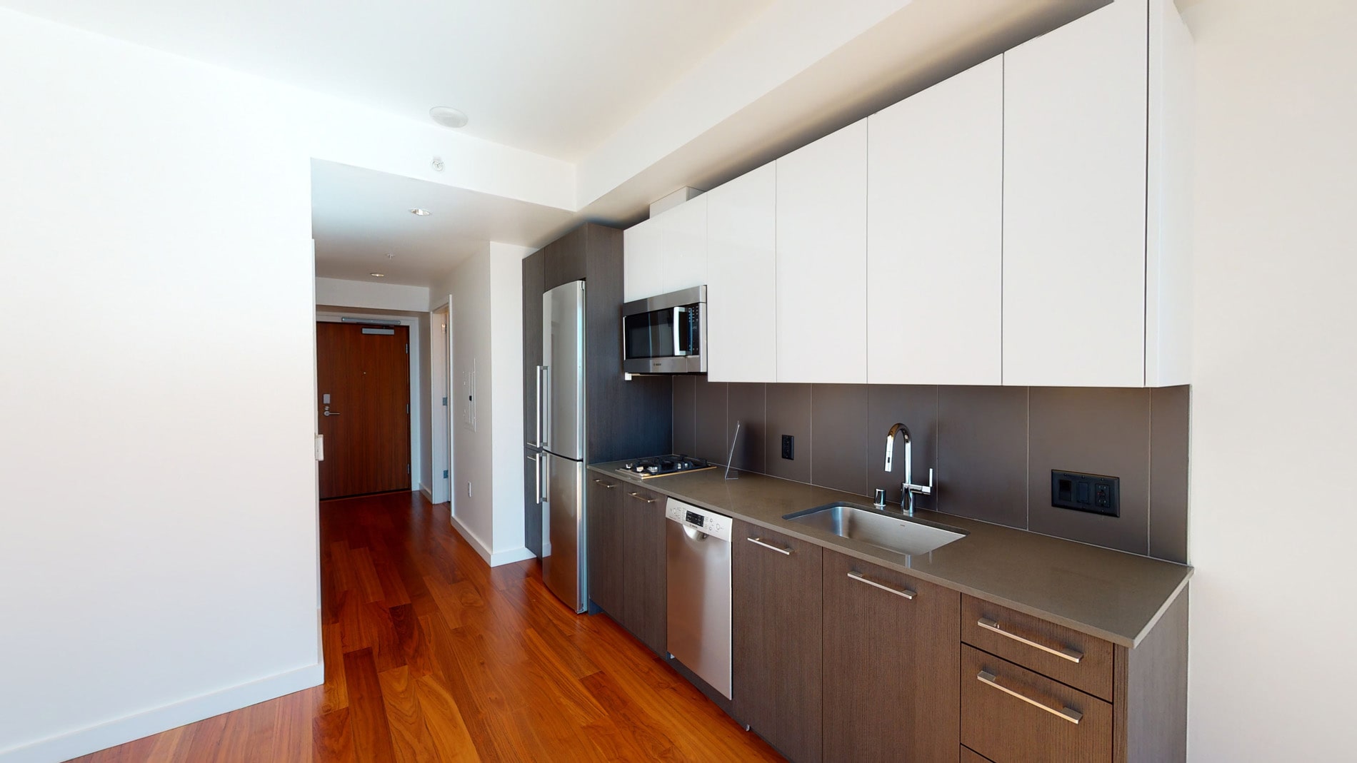 399 Fremont 1 of 5