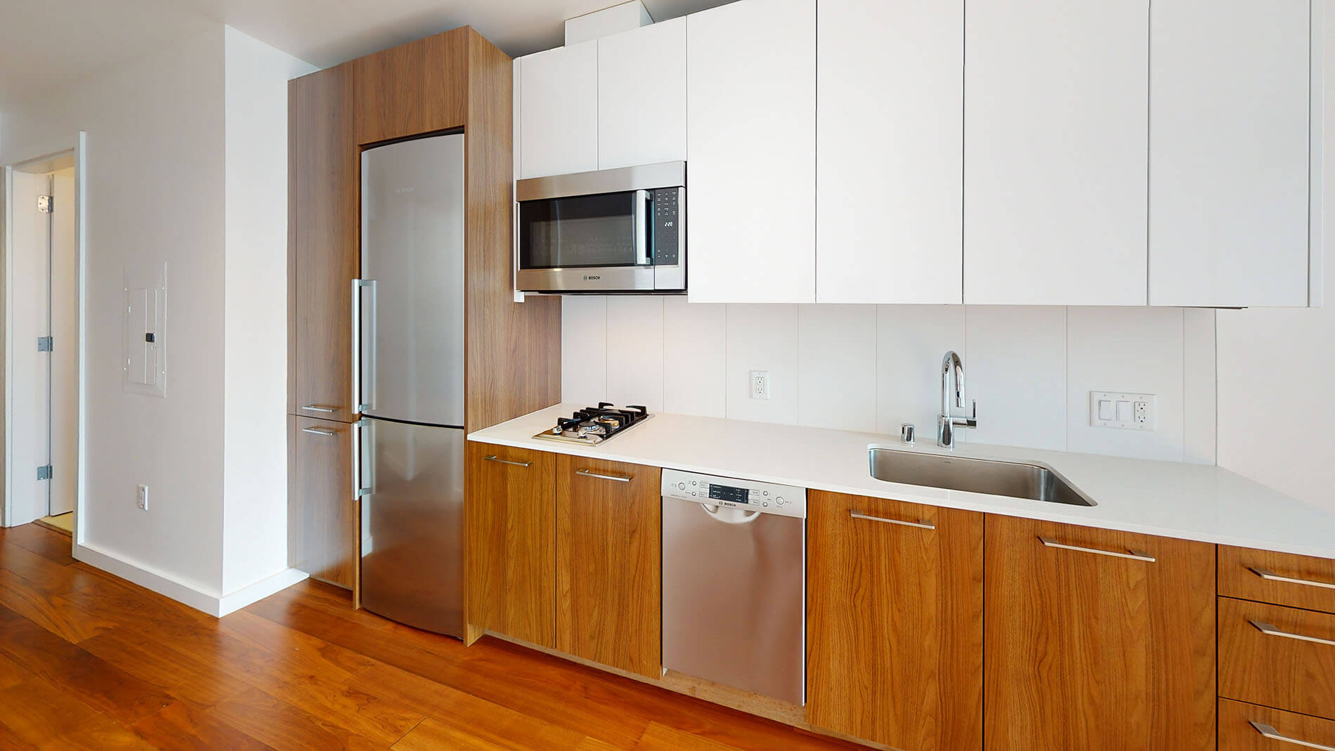 399 Fremont 1 of 5