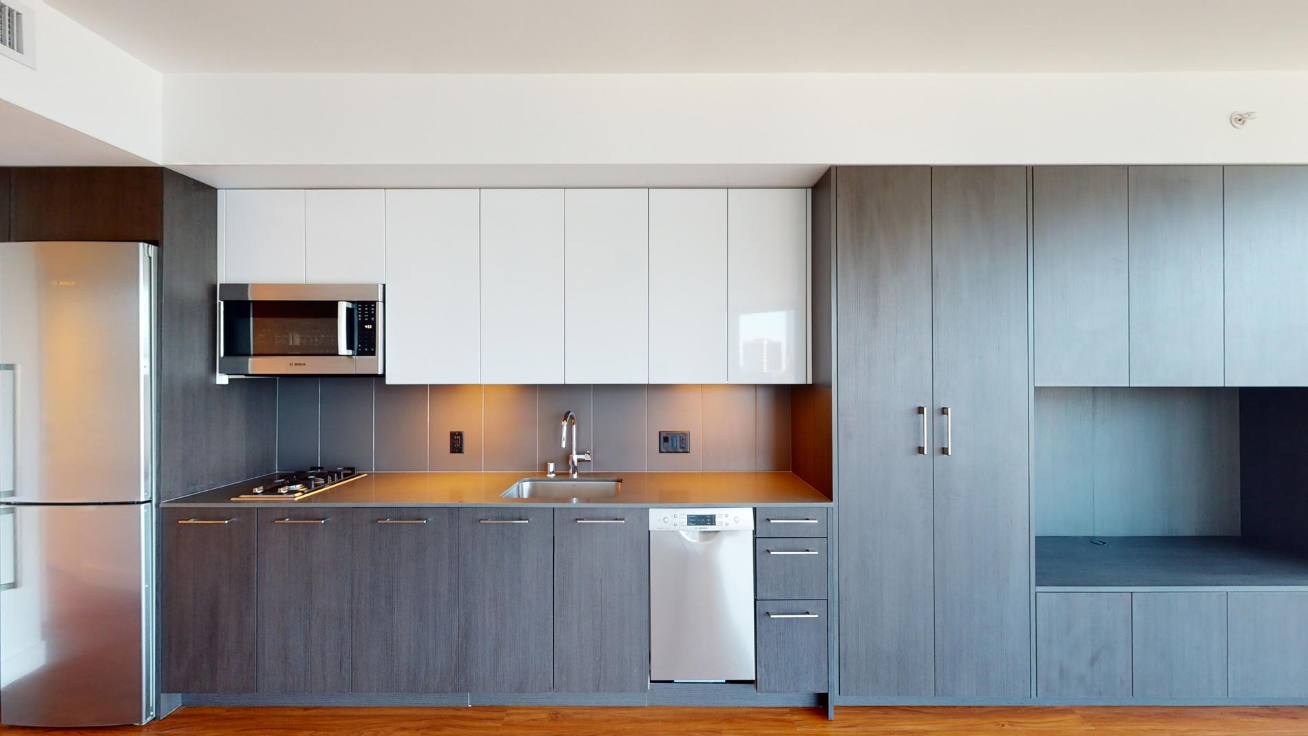 399 Fremont 2 of 4