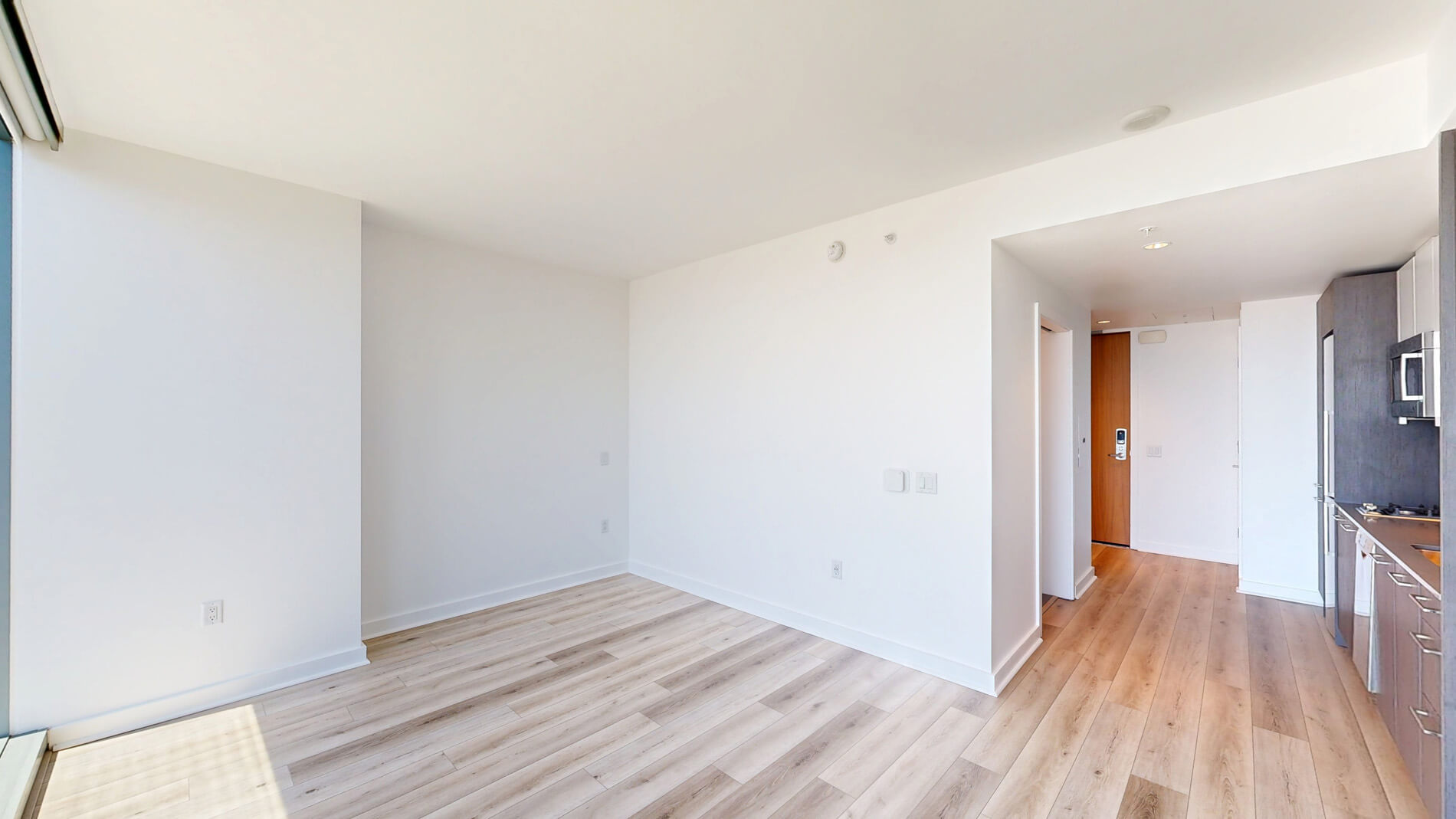 399 Fremont 2 of 5